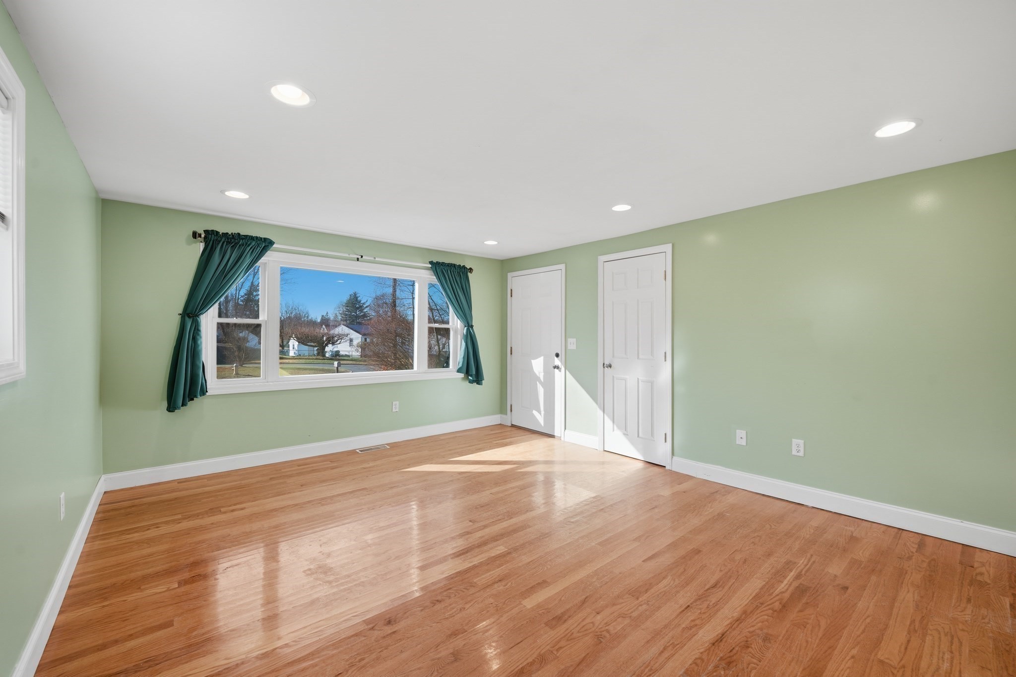 30 Lively Lane, Springfield, MA 01109 - Image 10