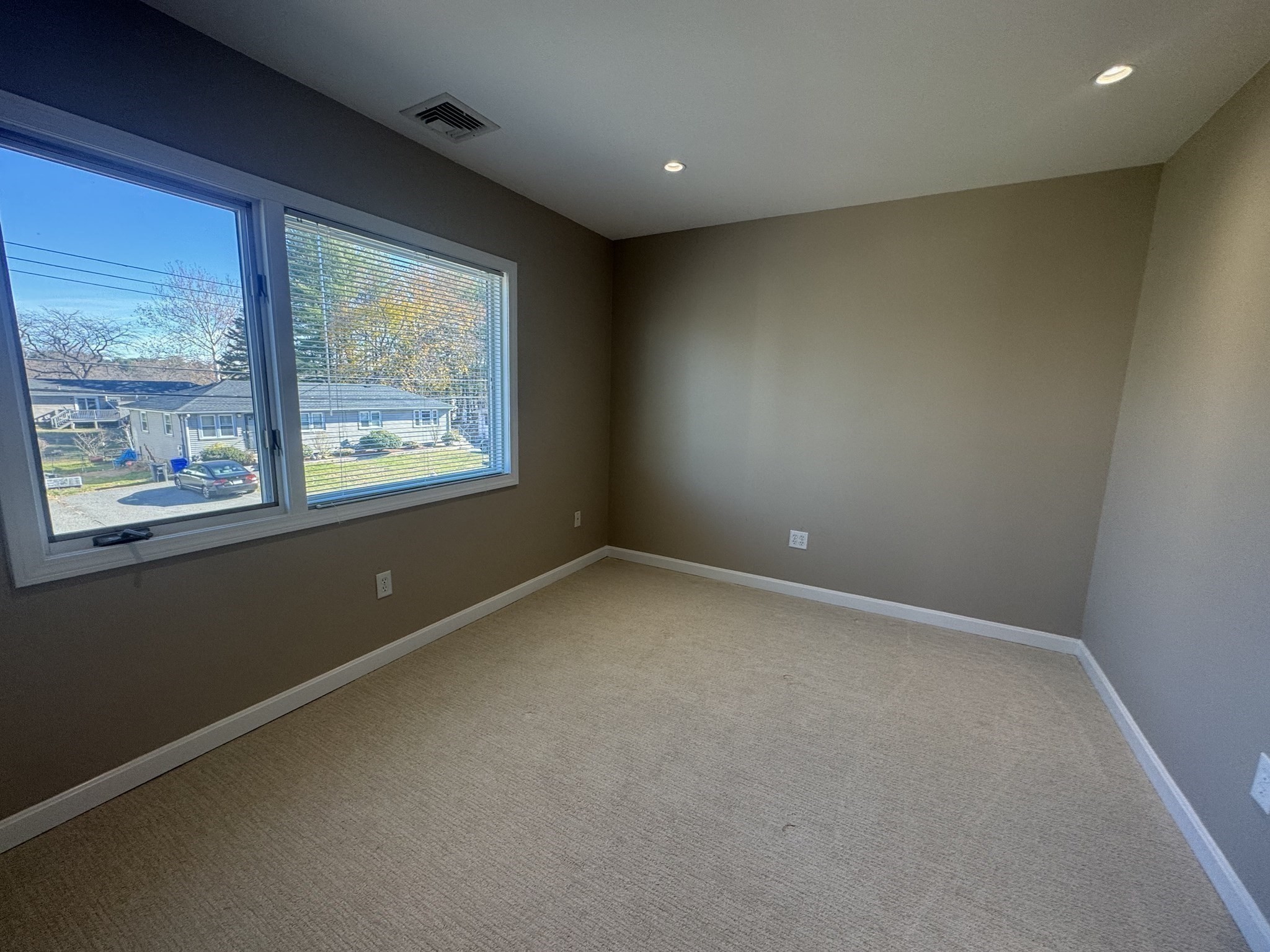 39 Neillian St Unit 39, Bedford, MA 01730 - Image 20