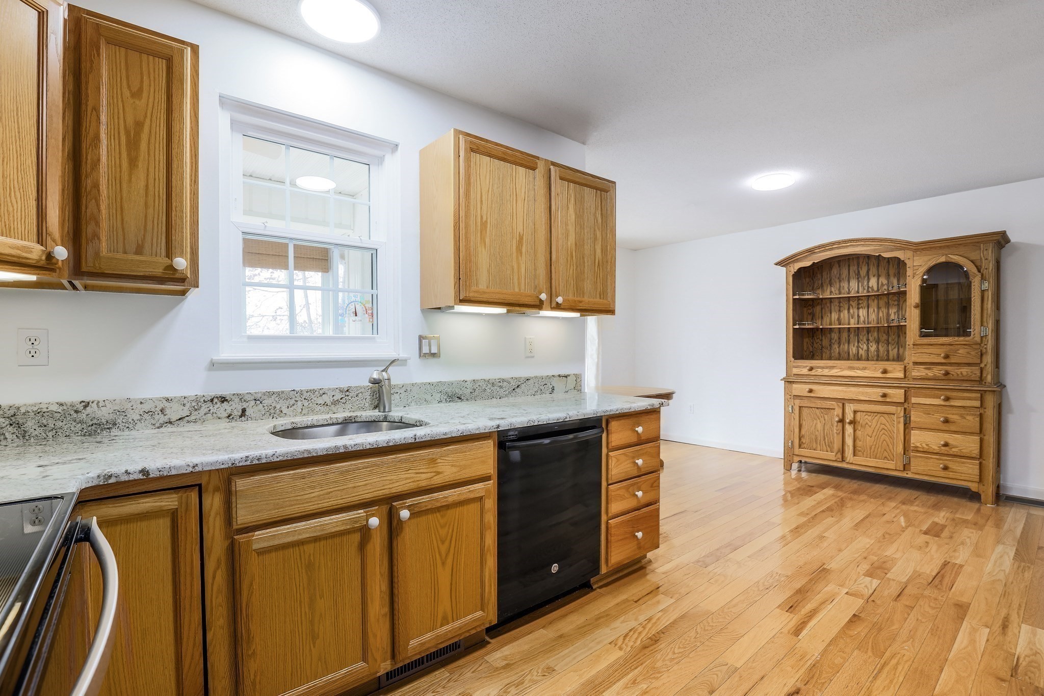 665 Center St Unit 706, Ludlow, MA 01056 - Image 10