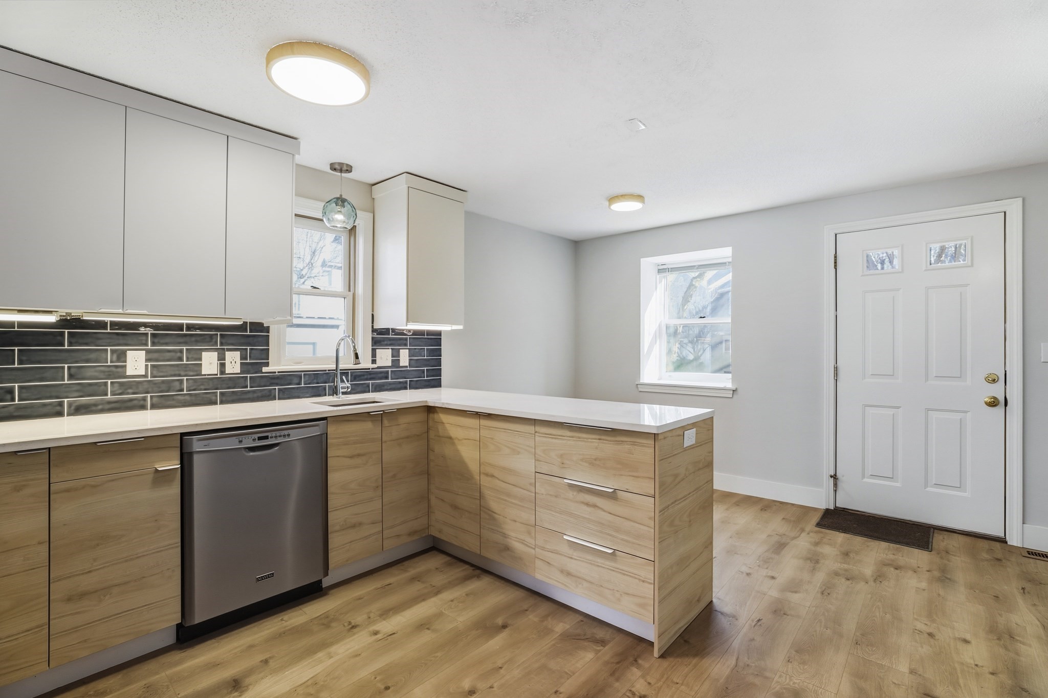 28 Margin St Unit A, Lynn, MA 01905 - Image 6