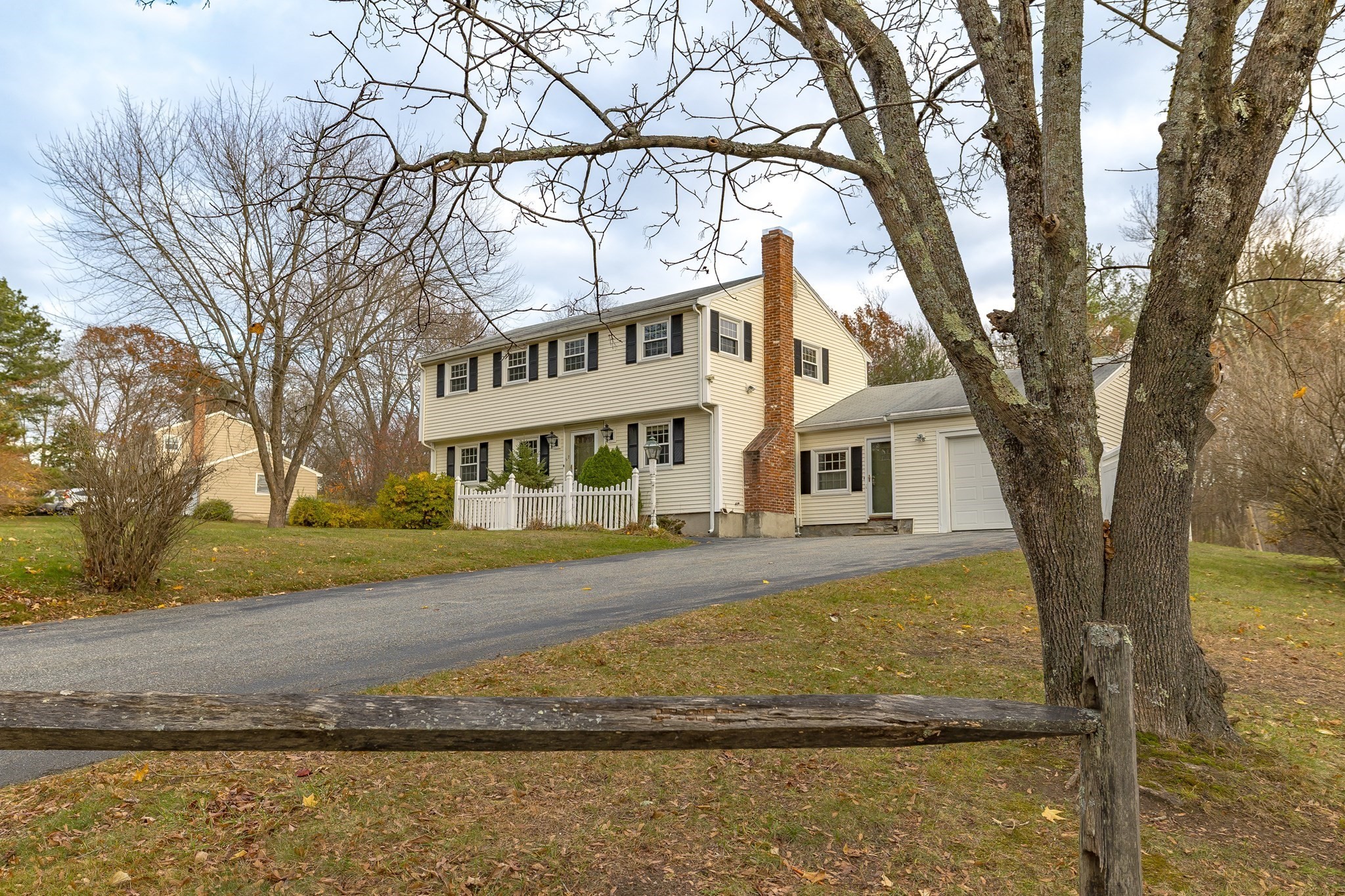 97 Kendall Rd, Tewksbury, MA 01876 - Image 5