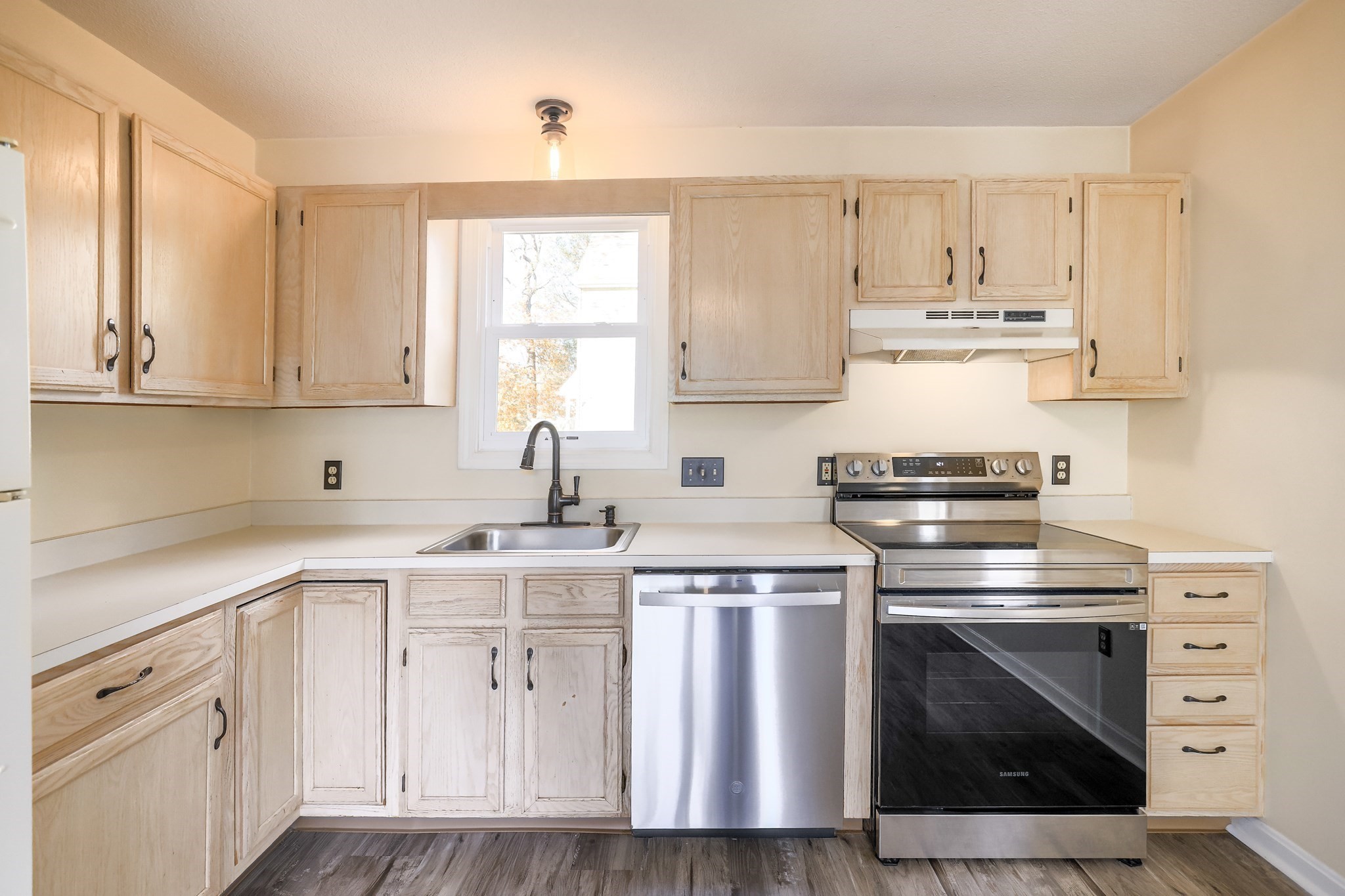 29 Arland Dr, Southbridge, MA 01550 - Image 10