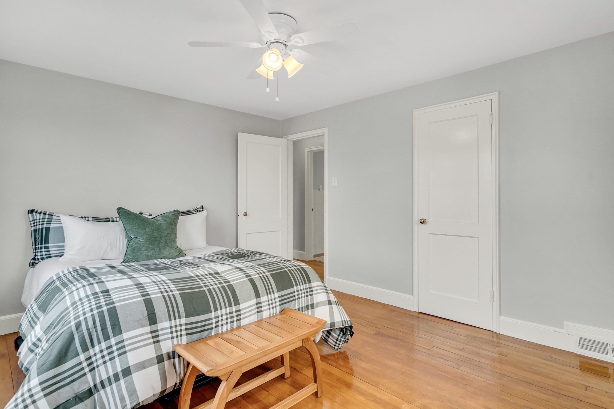 23 Weeks Avenue, Roslindale, Boston, MA 02131 - Image 20