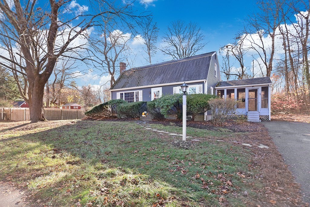 8 Autumn Ln, Walpole, MA 02081 - Image 2