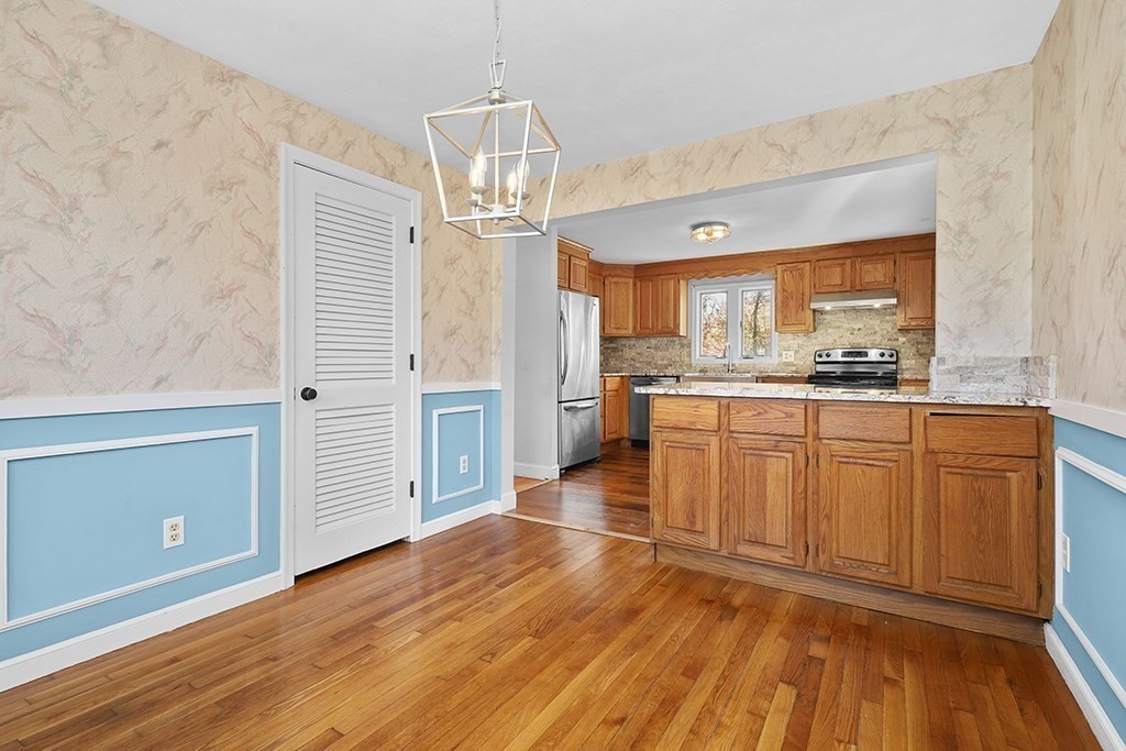 8 Autumn Ln, Walpole, MA 02081 - Image 8