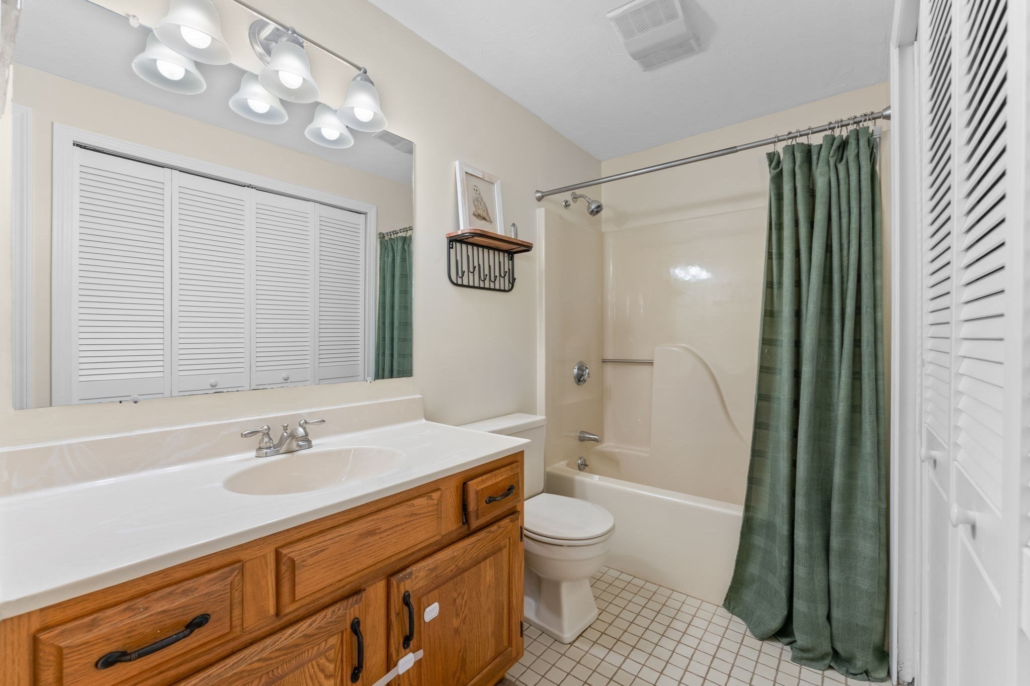 112 Ridgefield Circle Unit B, Clinton, MA 01510 - Image 22