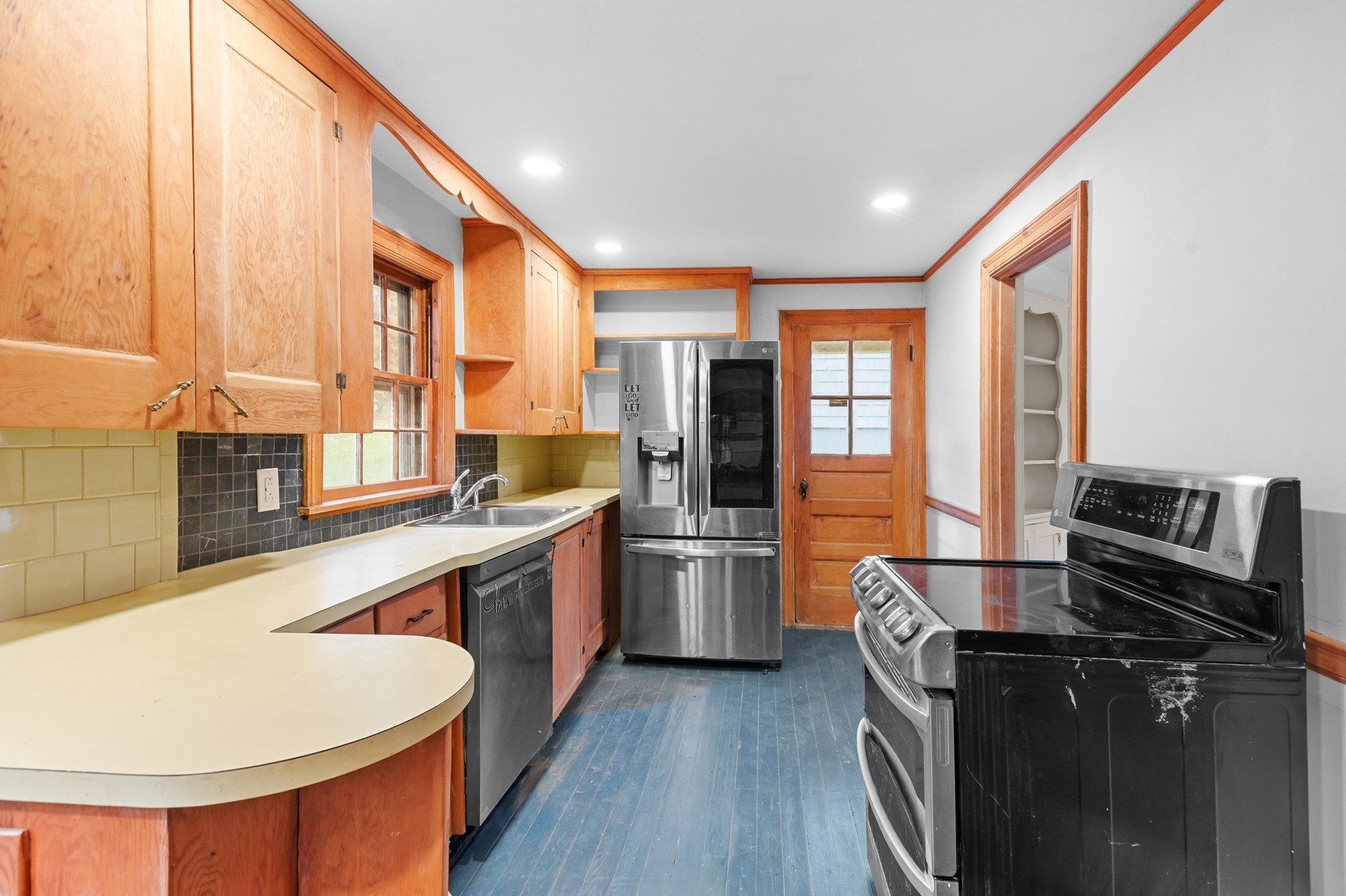 15 Wildrose Ave, Worcester, MA 01602 - Image 5