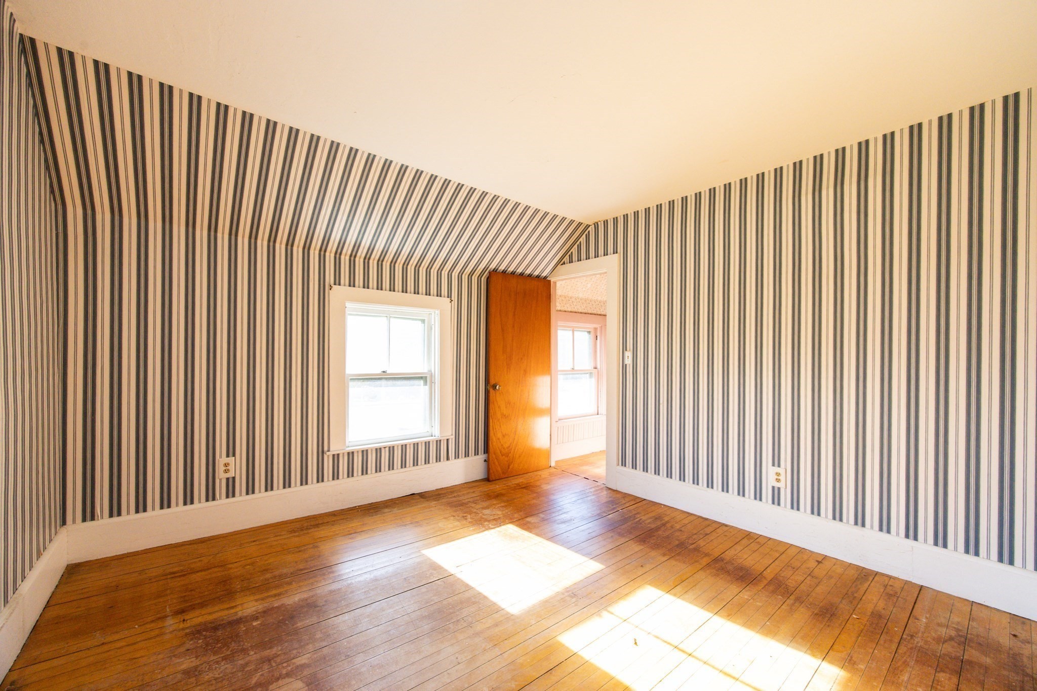 754 Park St., Attleboro, MA 02703 - Image 22