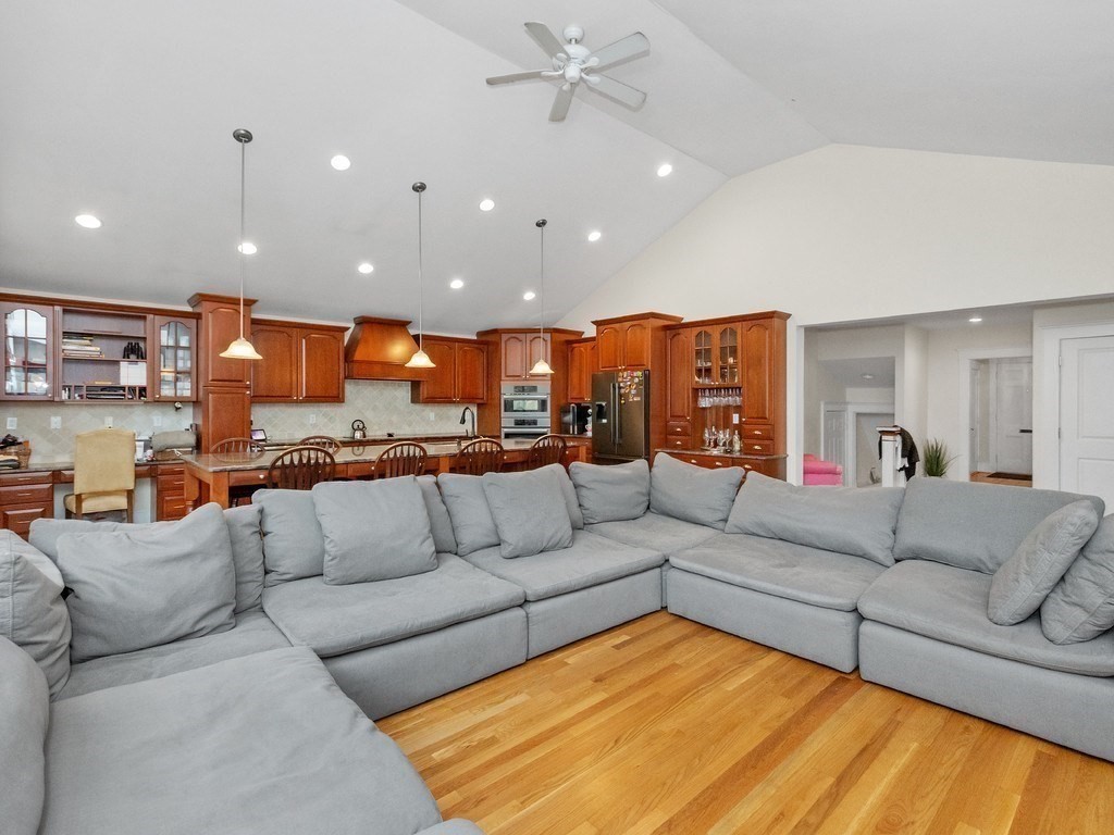 49 Lincoln Street, Waltham, MA 02451 - Image 10