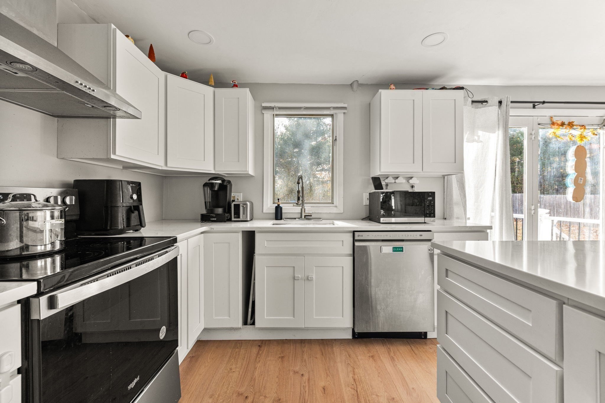 33 Michael Rd, Randolph, MA 02368 - Image 3