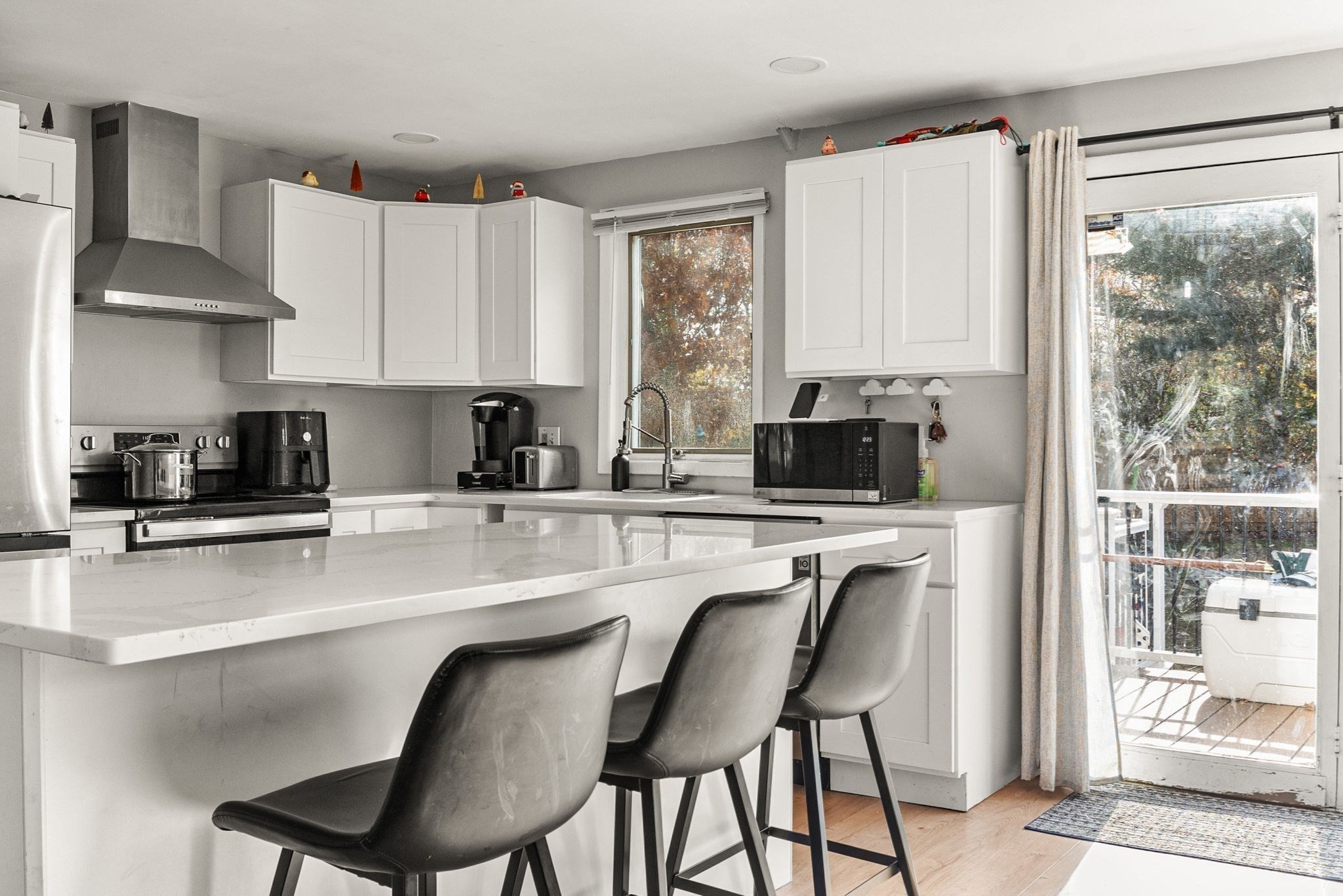 33 Michael Rd, Randolph, MA 02368 - Image 4