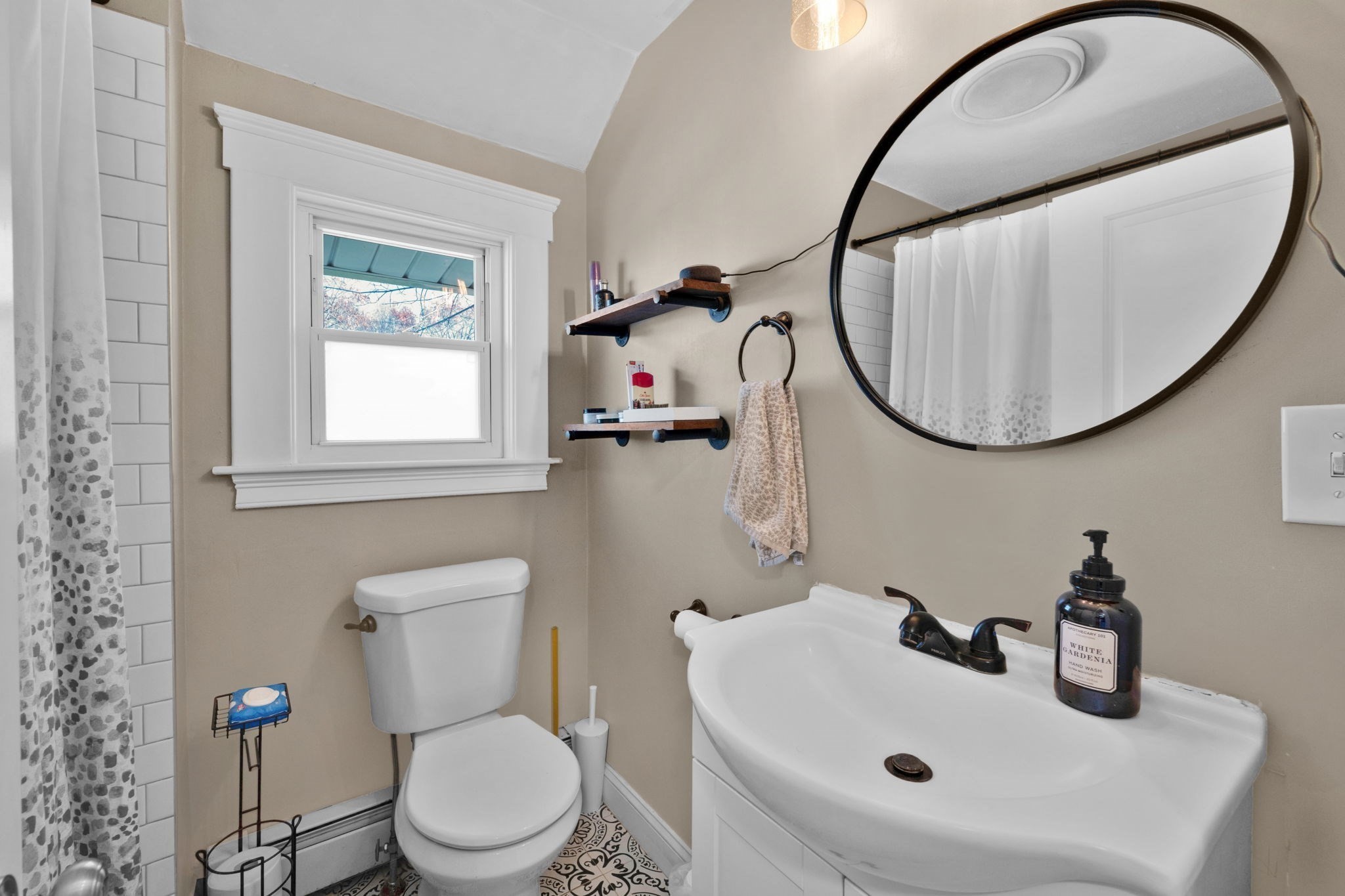 5 Edwidge St, Worcester, MA 01602 - Image 22