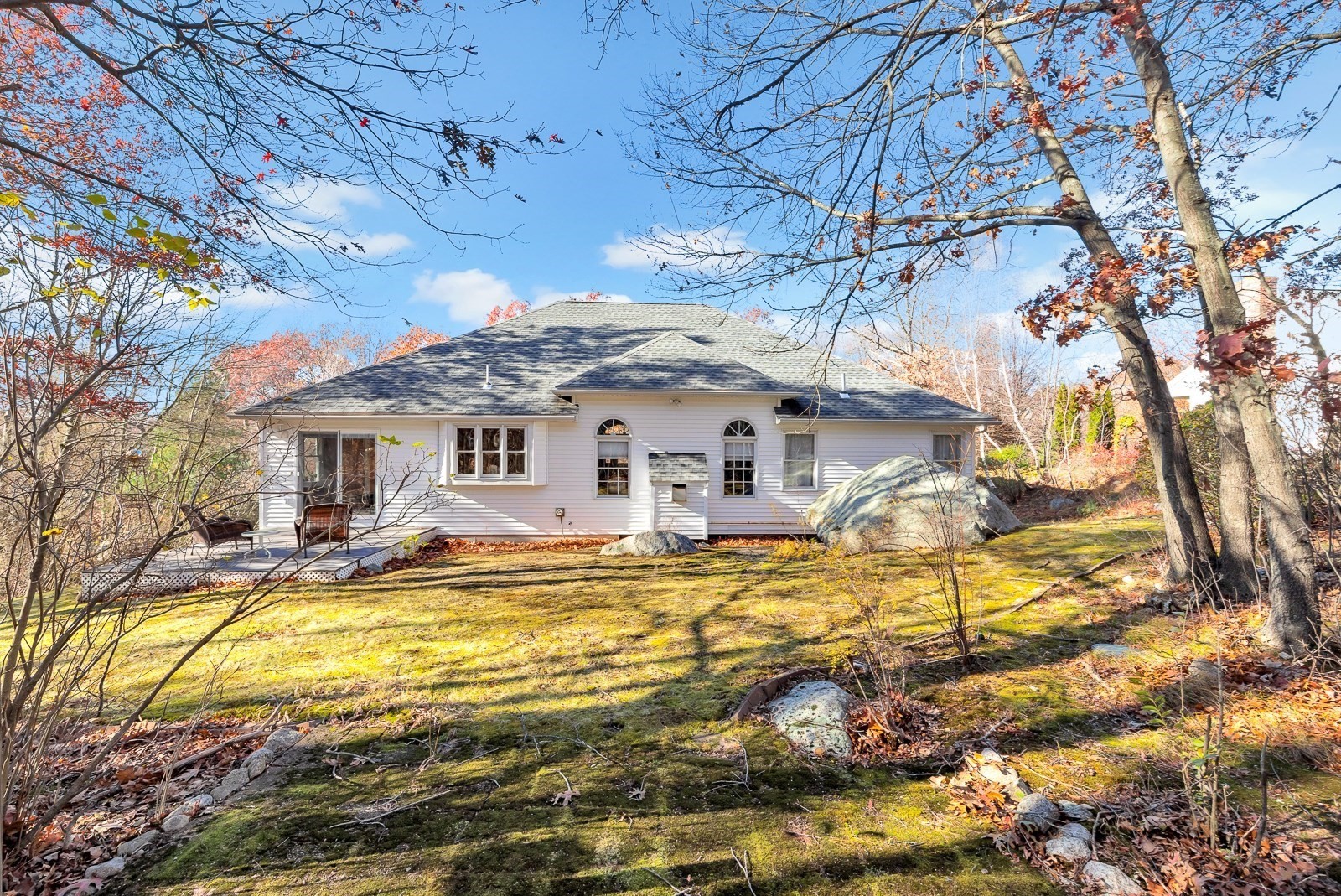 16 Sarah'S Way, Peabody, MA 01960 - Image 34