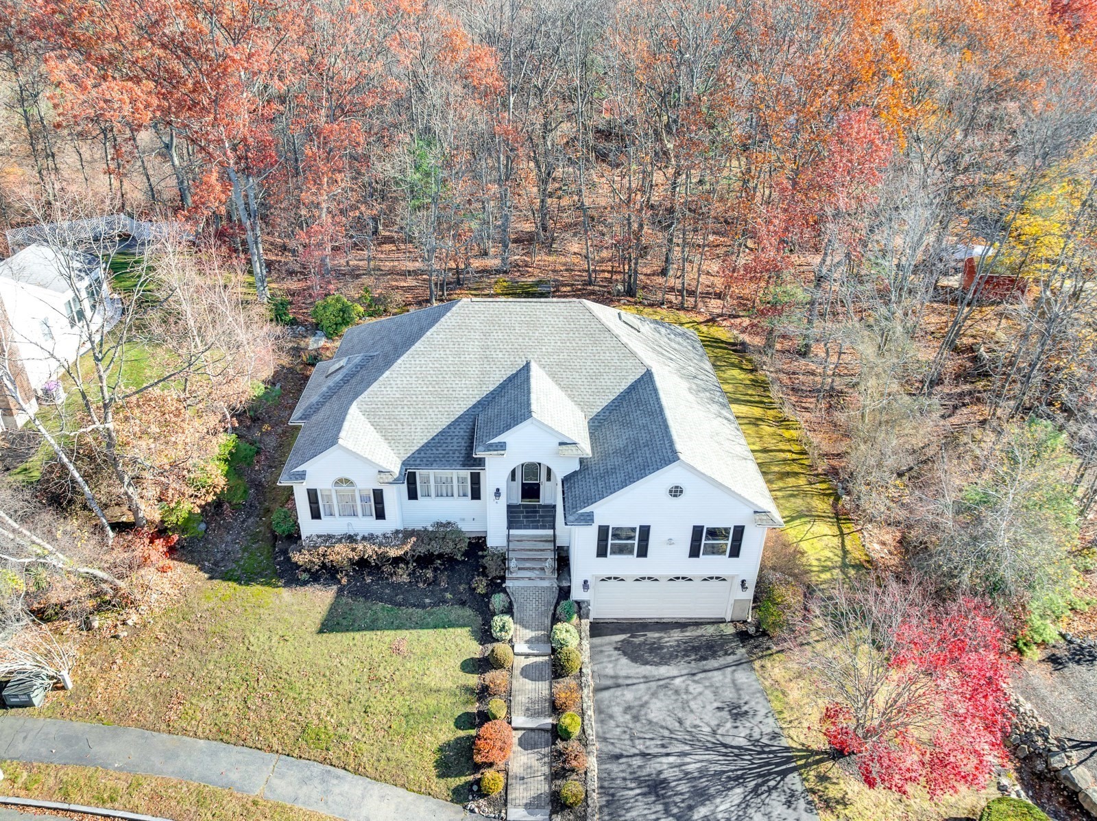 16 Sarah'S Way, Peabody, MA 01960 - Image 38