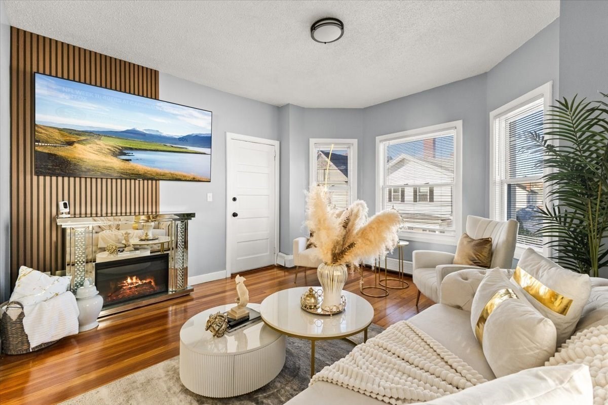 98 South St, New Bedford, MA 02740