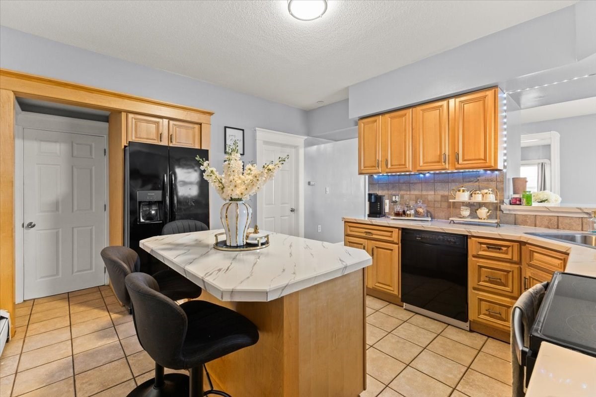 98 South St, New Bedford, MA 02740 - Image 21