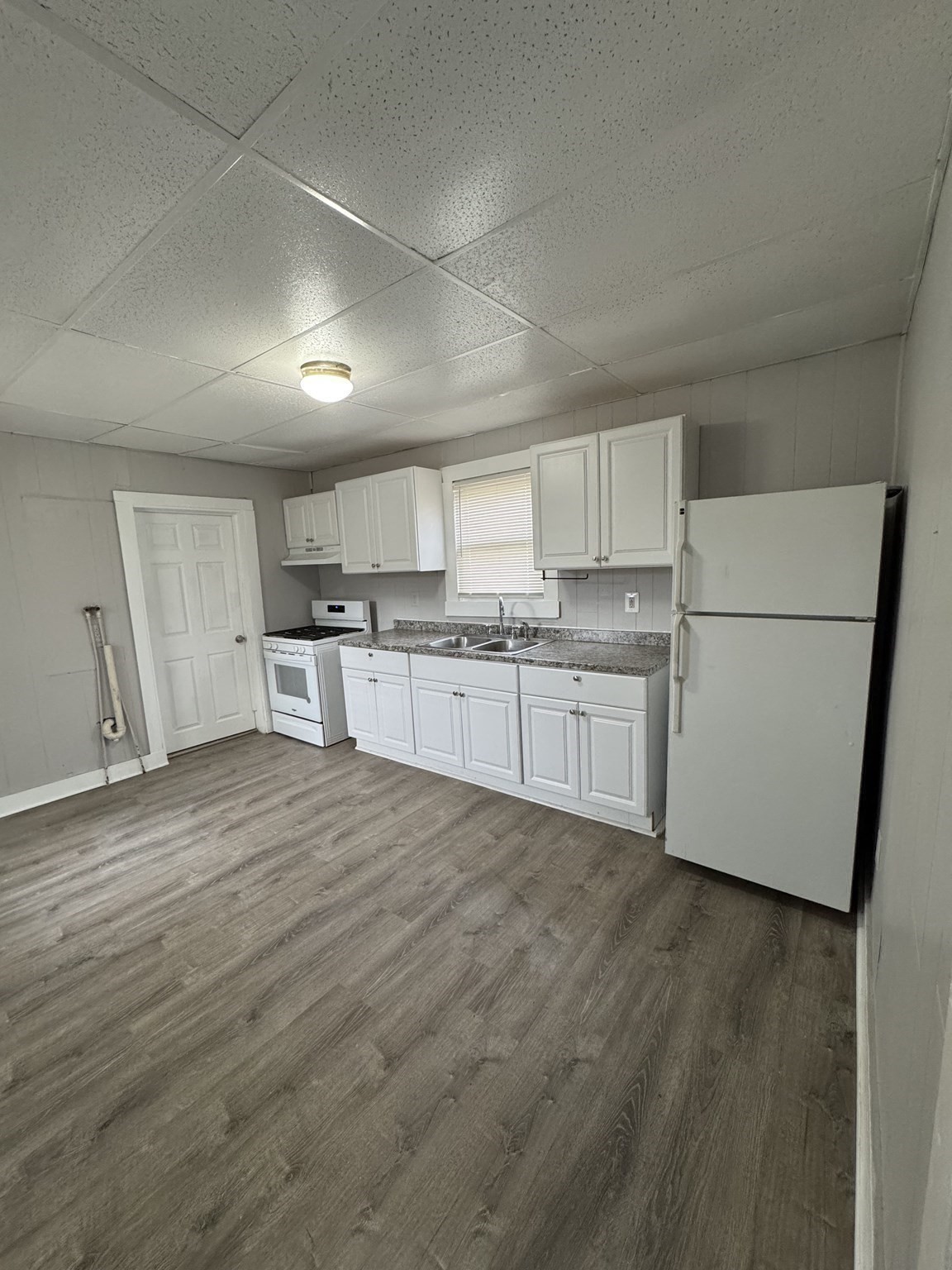 31 Merrill St, Lowell, MA 01852 - Image 11