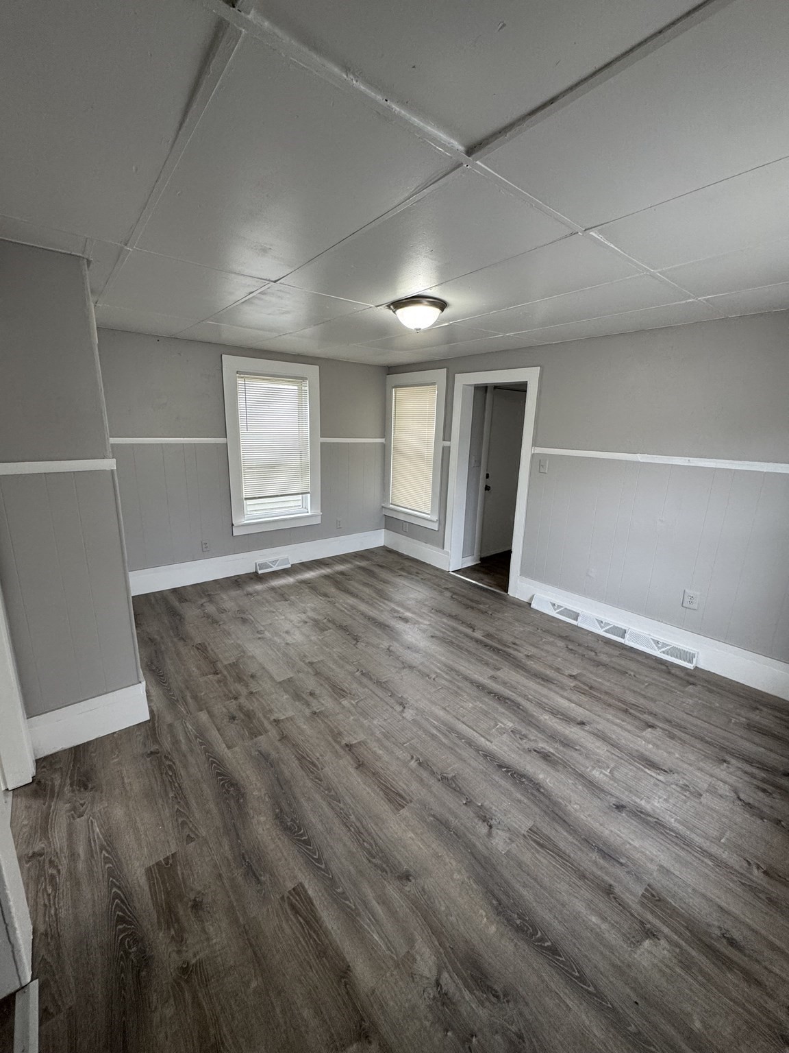 31 Merrill St, Lowell, MA 01852 - Image 12