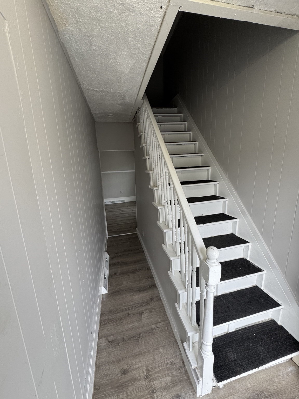 31 Merrill St, Lowell, MA 01852 - Image 25