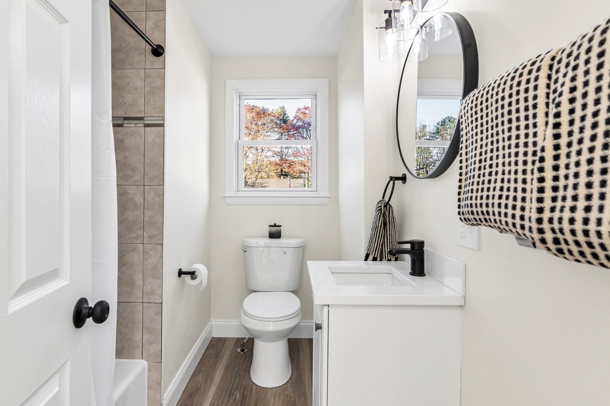 15 Pinewood Rd, Tewksbury, MA 01876 - Image 22