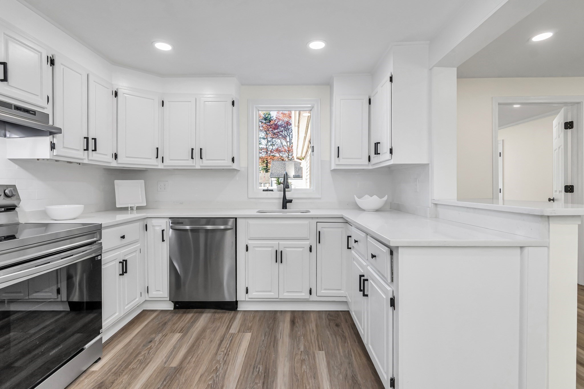 15 Pinewood Rd, Tewksbury, MA 01876 - Image 8