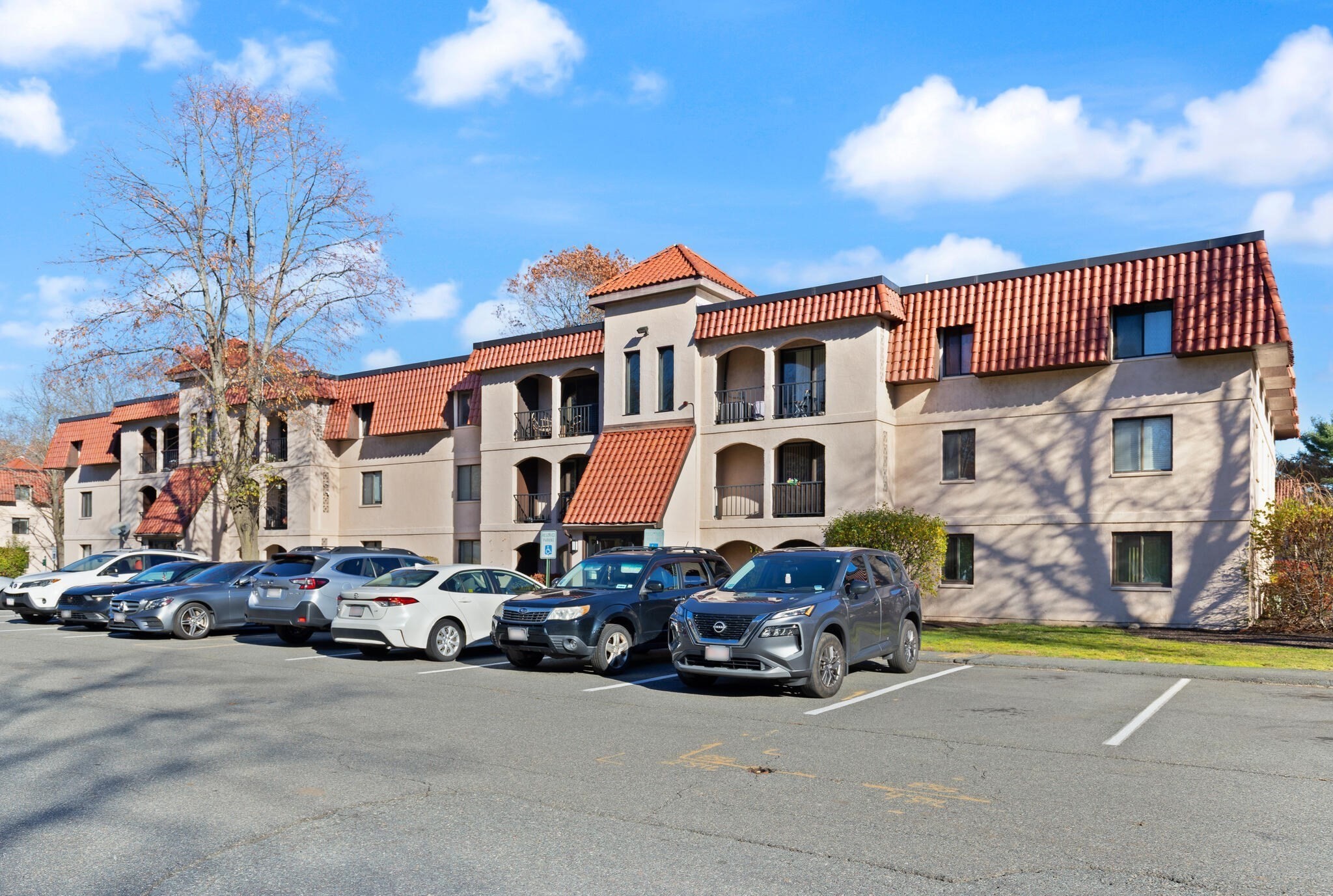 685 Oak St Unit 13-9, Brockton, MA 02301