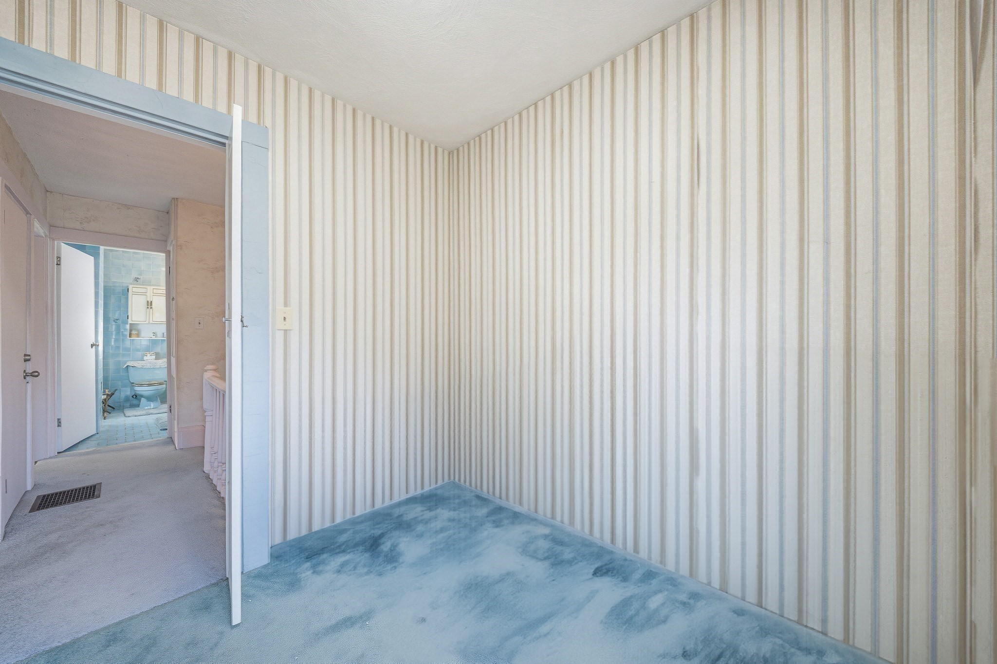 114 Dana, Hyde Park, Boston, MA 02136 - Image 25