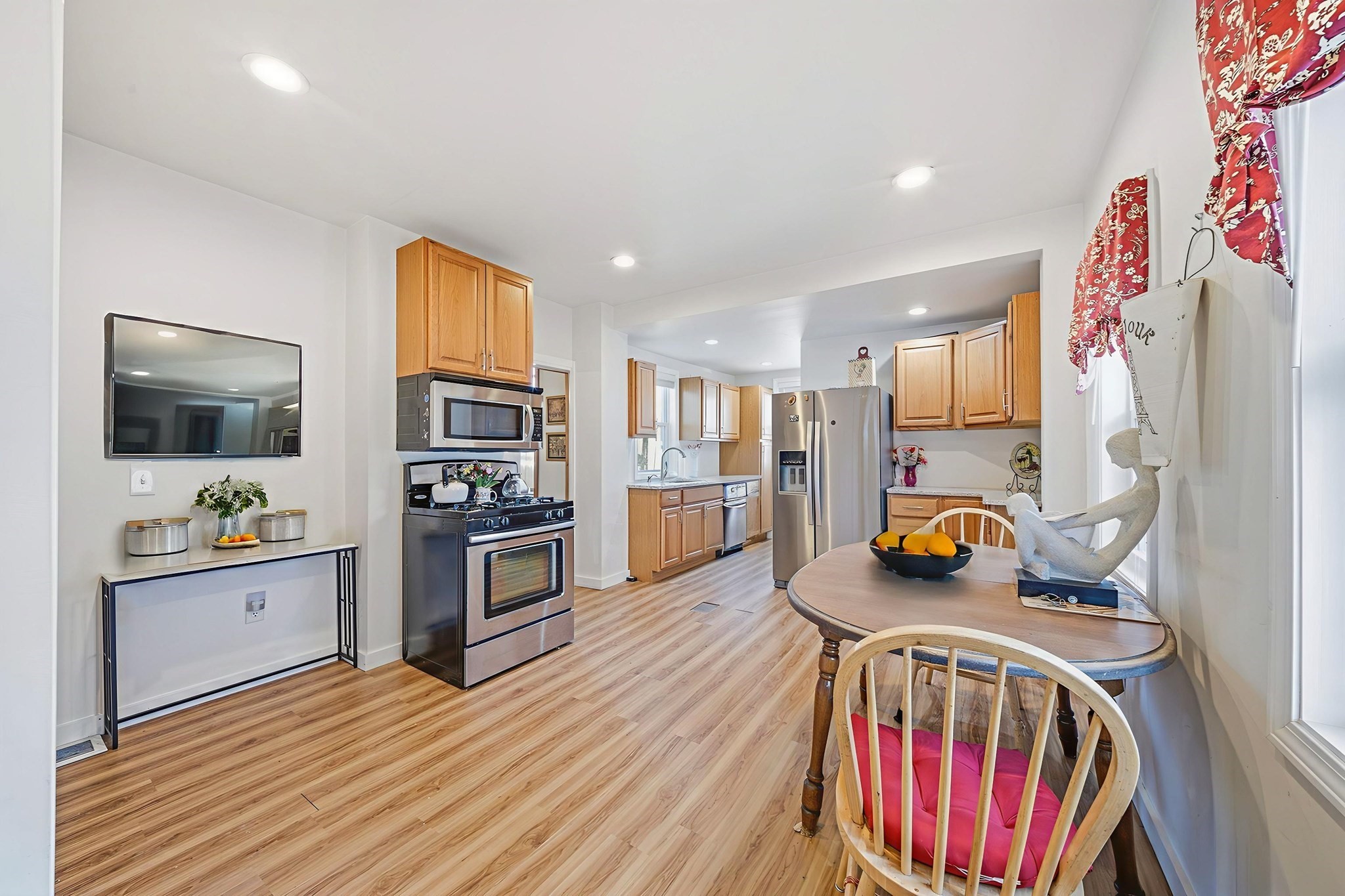 114 Dana, Hyde Park, Boston, MA 02136 - Image 9