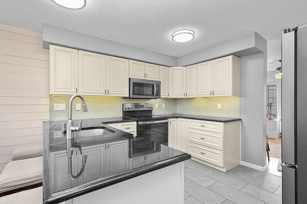 3 Strathmore Shire Dr Unit A, Uxbridge, MA 01569 - Image 8