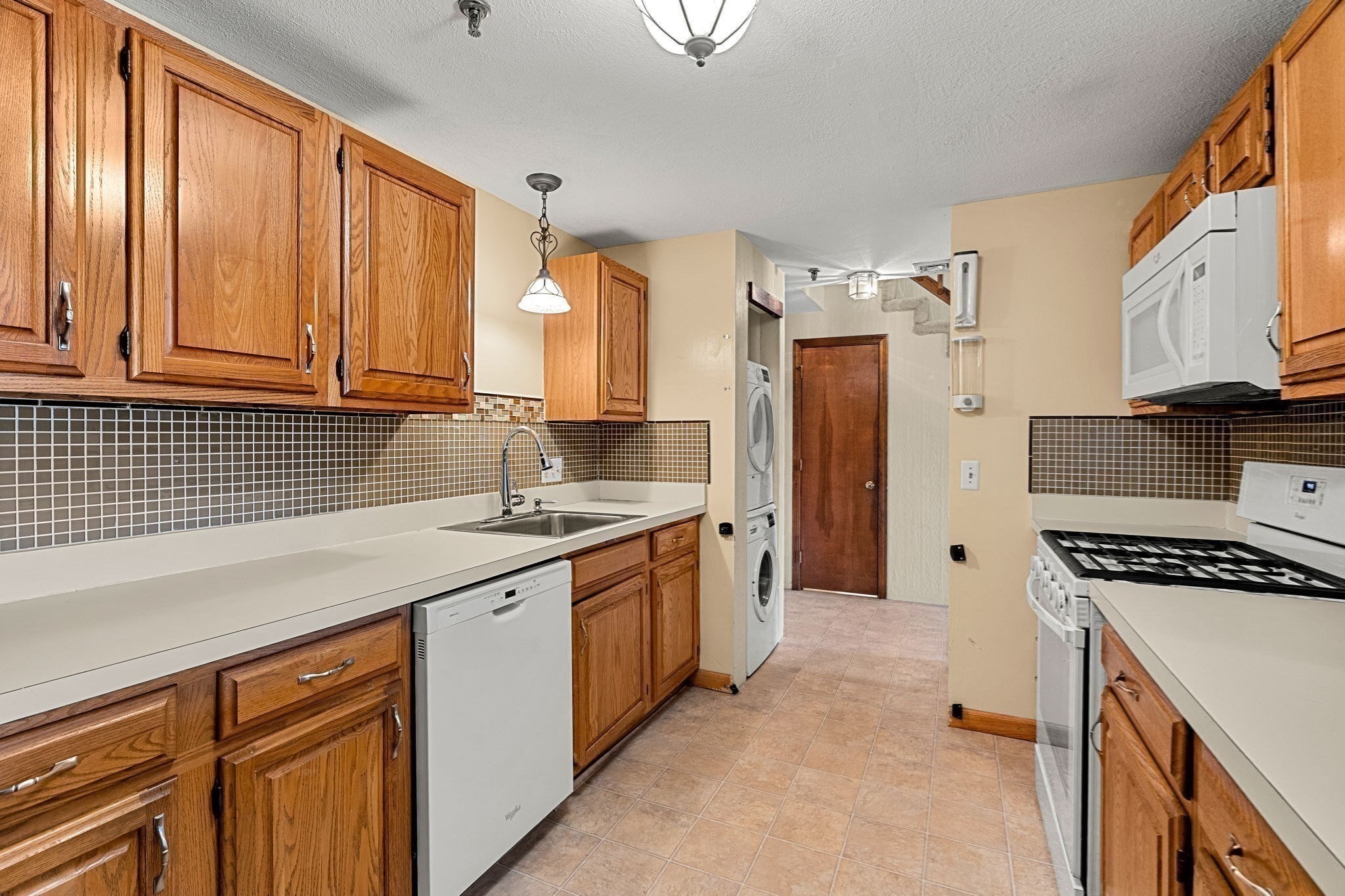 132 W Meadow Rd Unit 18, Haverhill, MA 01832 - Image 9
