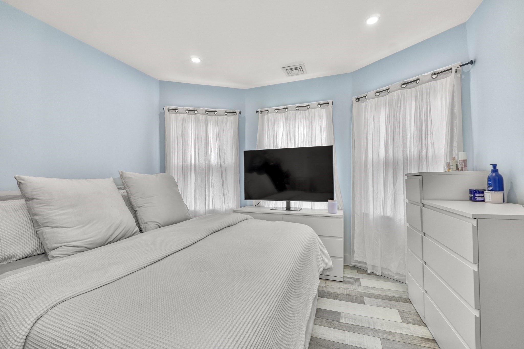 61 Shepton St, Dorchester, Boston, MA 02124 - Image 19