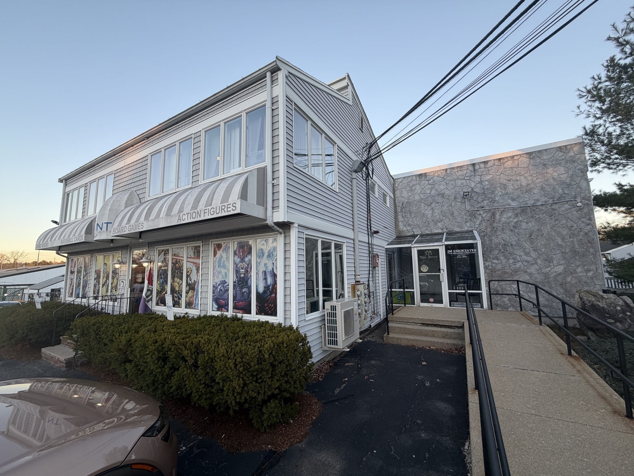 325 Main St, North Reading, MA 01864 - Image 2