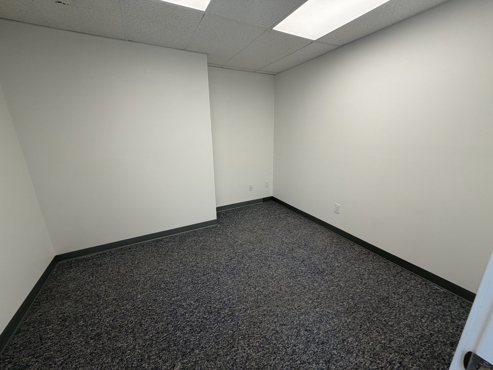 325 Main St, North Reading, MA 01864 - Image 11