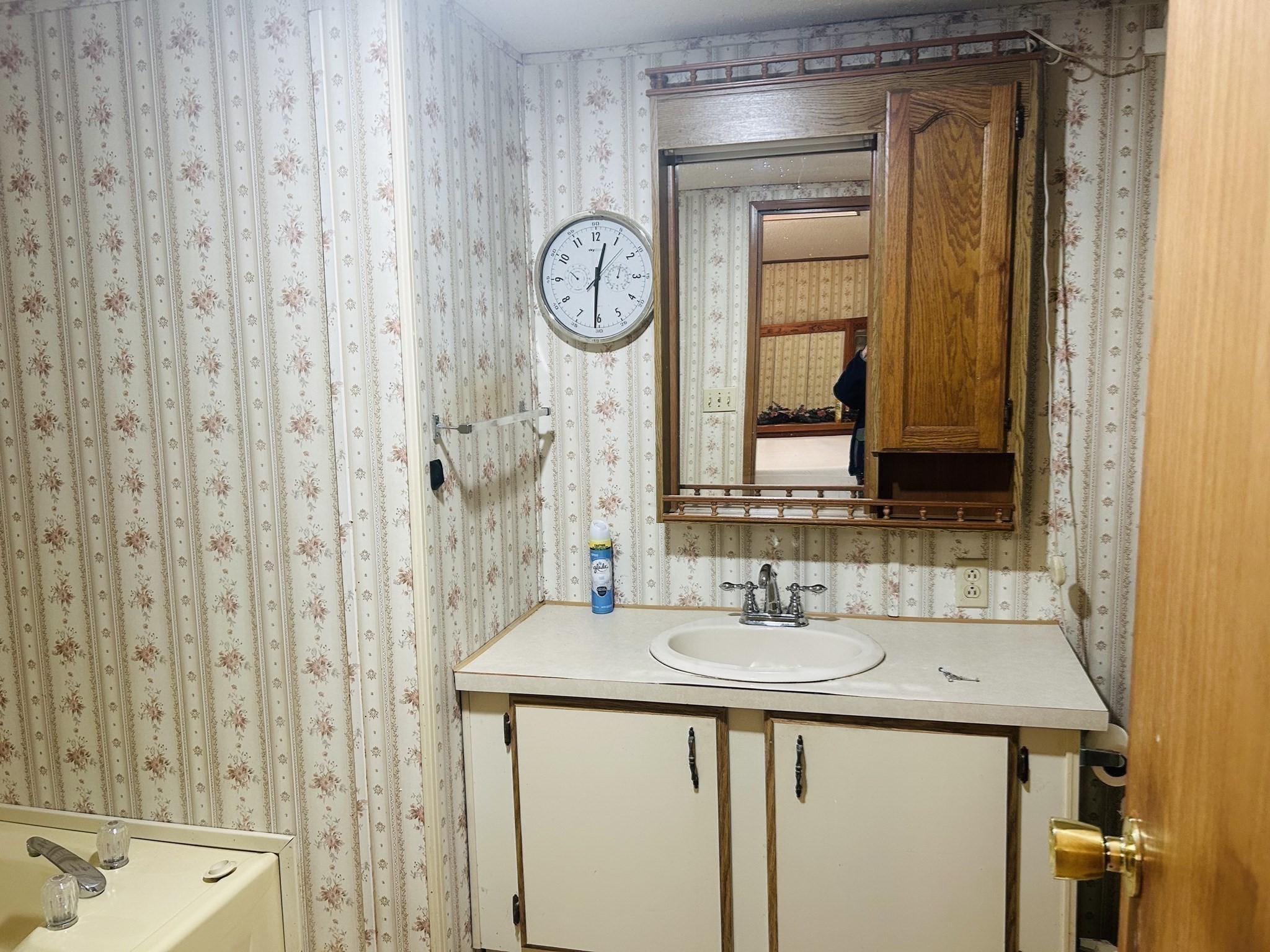 51 Champagne Rd, Gardner, MA 01440 - Image 11