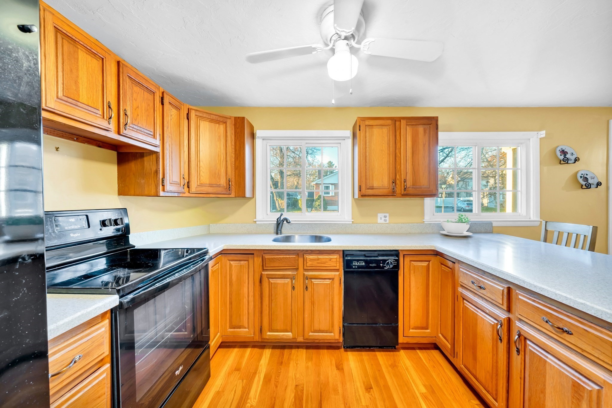 70 Westchester St, Lowell, MA 01851 - Image 2