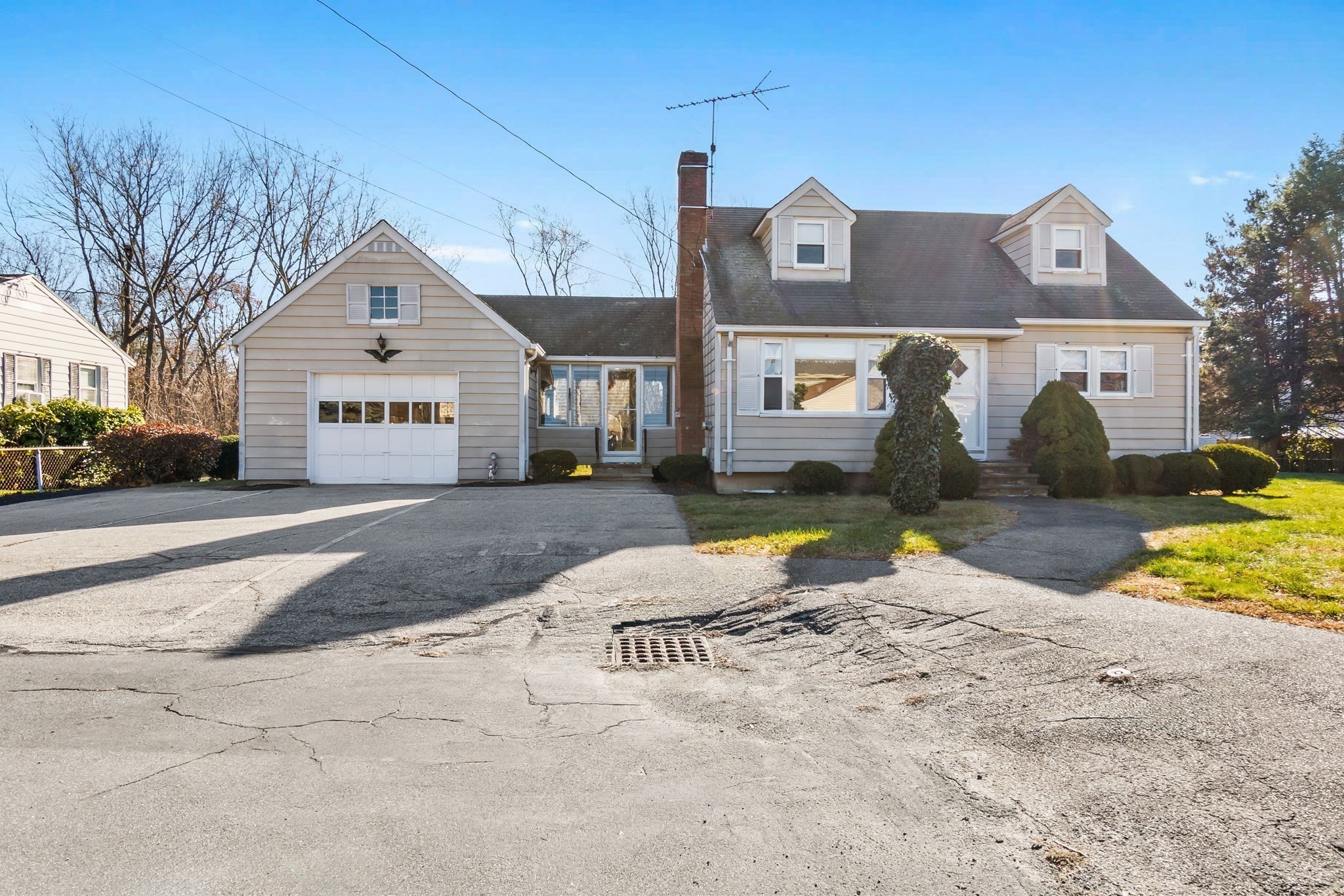 1 Robert Rd, Danvers, MA 01923 - Image 2