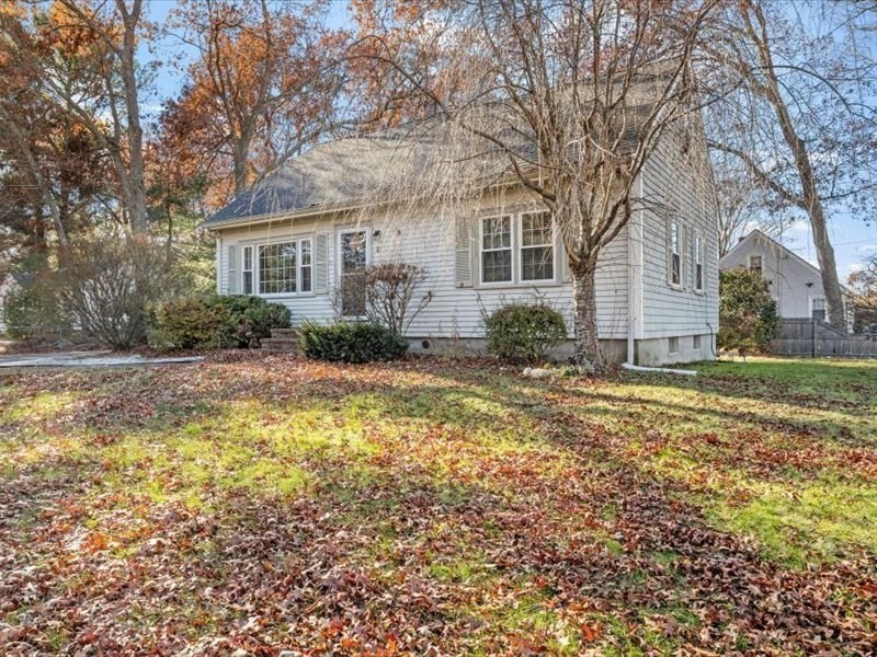 61 Morton Avenue, New Bedford, MA 02745