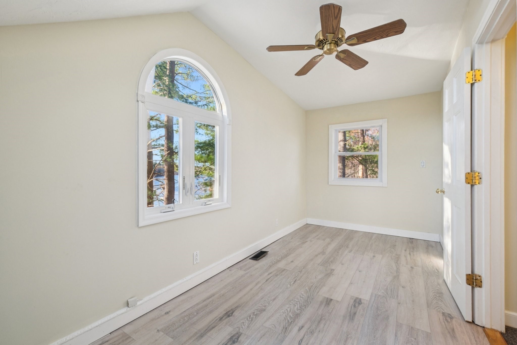 351 Peters Pond Dr, Dracut, MA 01826 - Image 15