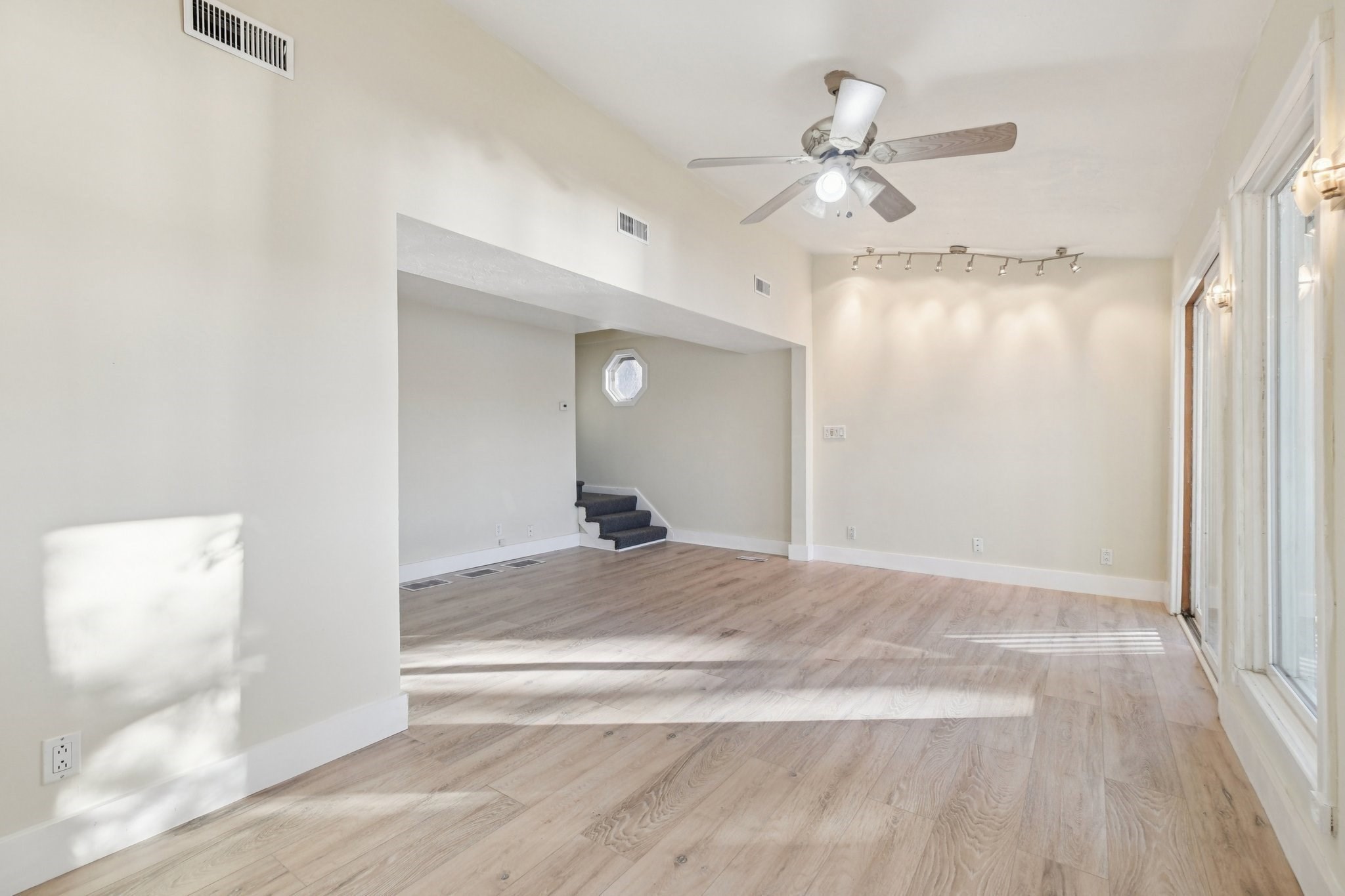 351 Peters Pond Dr, Dracut, MA 01826 - Image 6