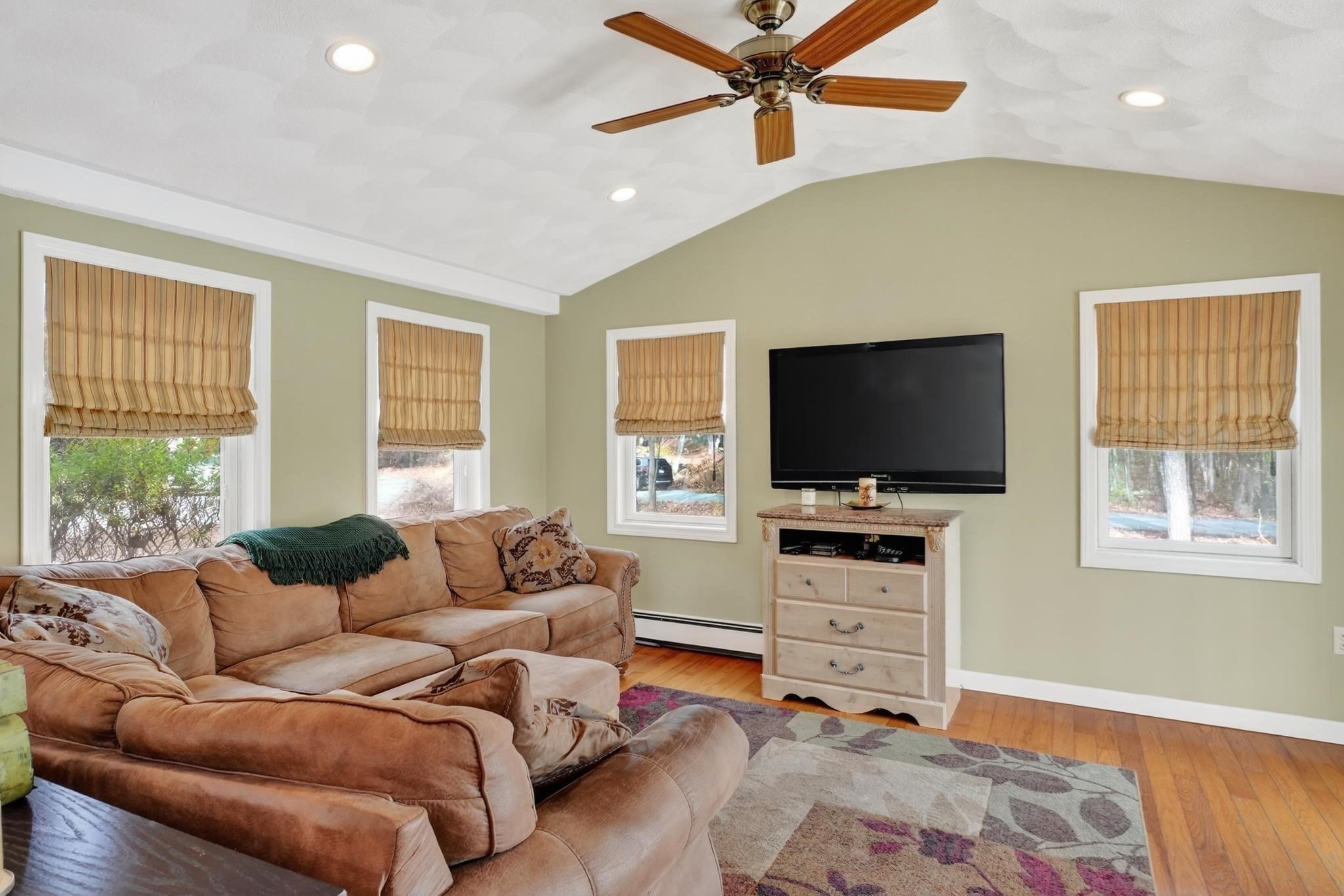 21 Fairbanks Rd, Chelmsford, MA 01824 - Image 12