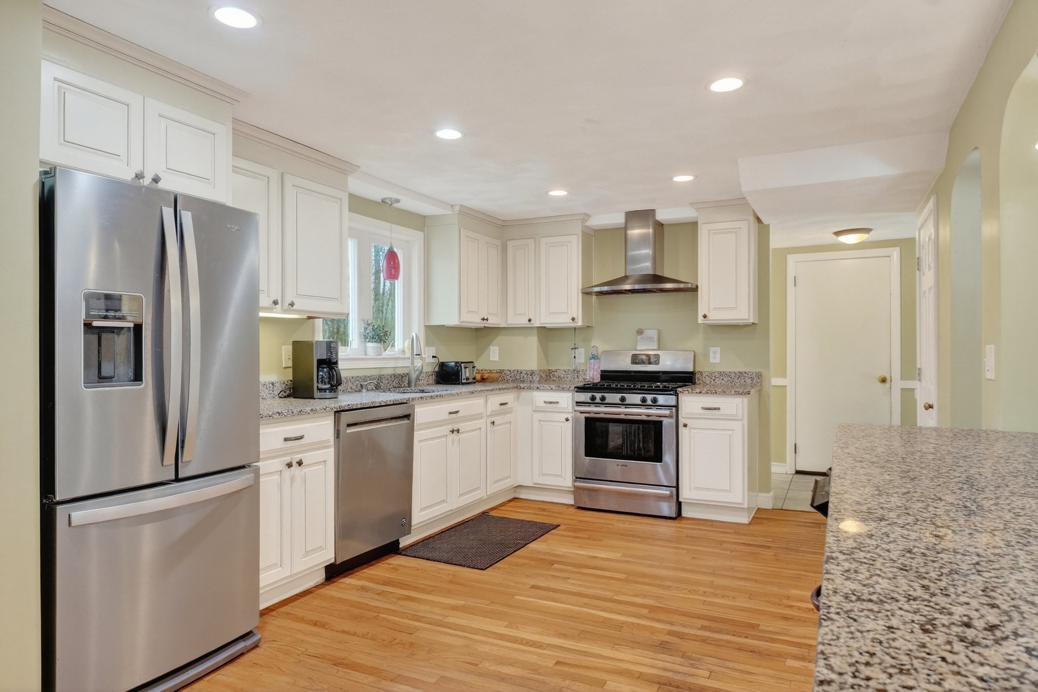 21 Fairbanks Rd, Chelmsford, MA 01824 - Image 8