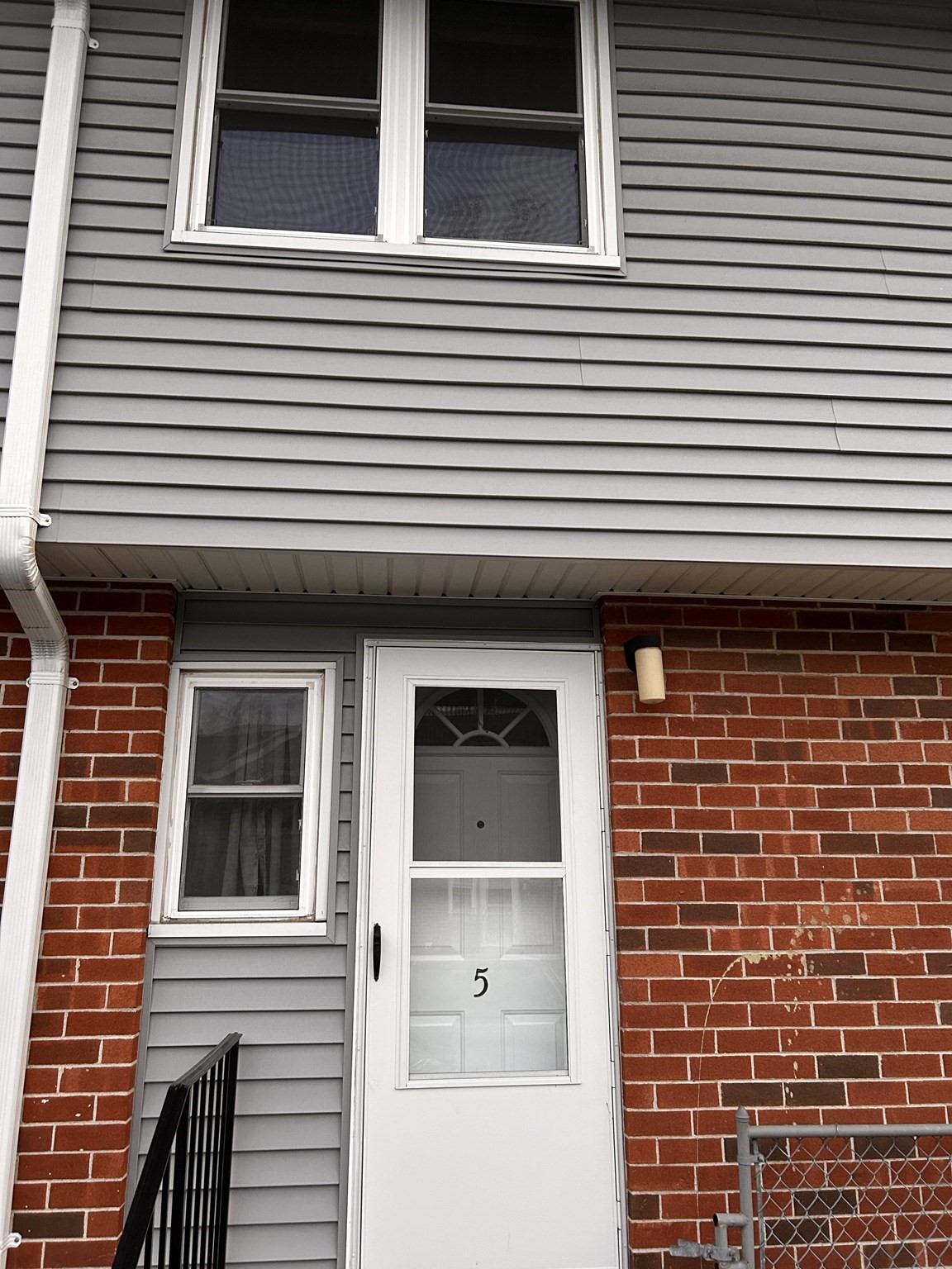 5 Manor Court Unit 5, Springfield, MA 01118 - Image 1