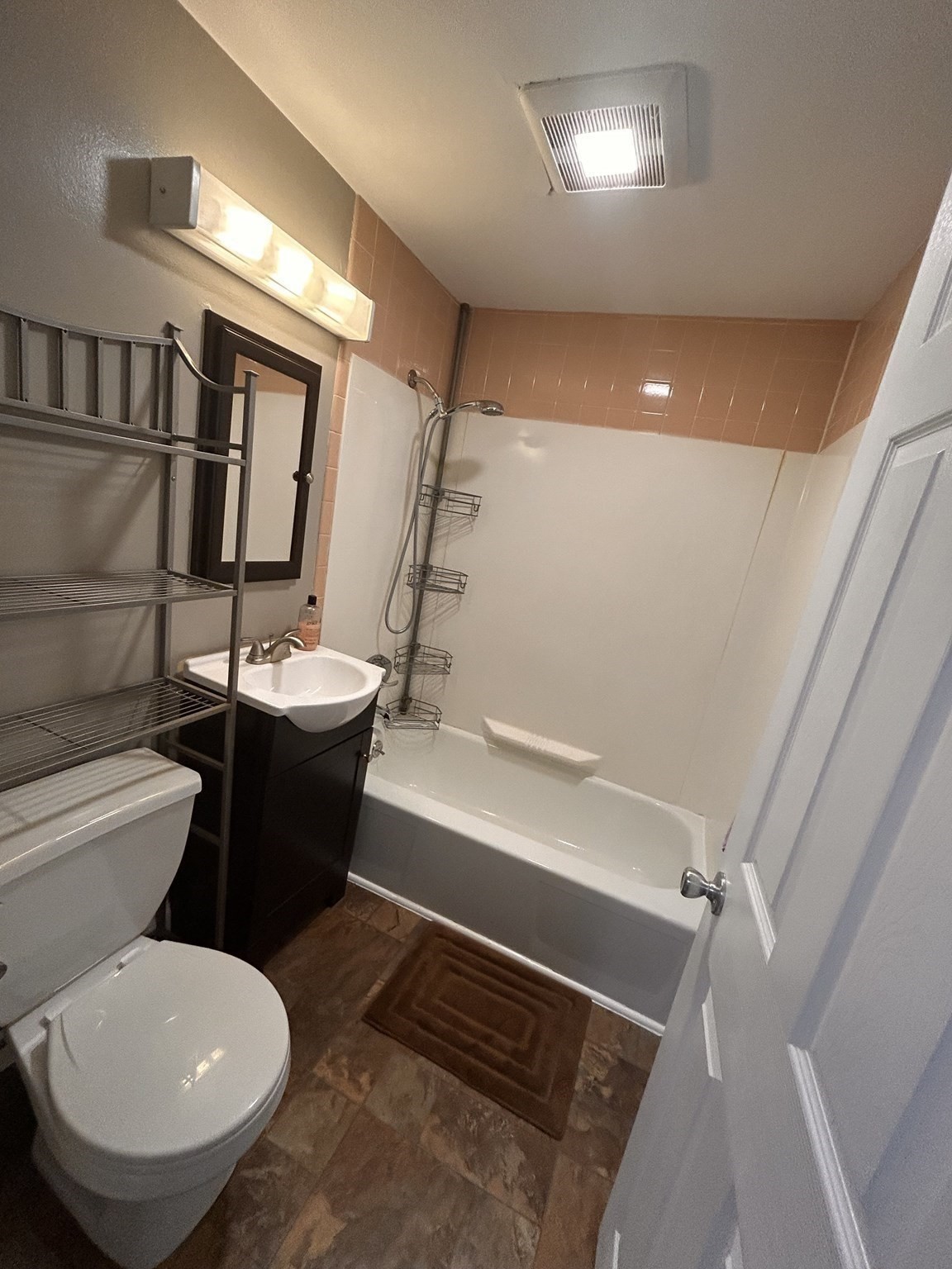 5 Manor Court Unit 5, Springfield, MA 01118 - Image 16