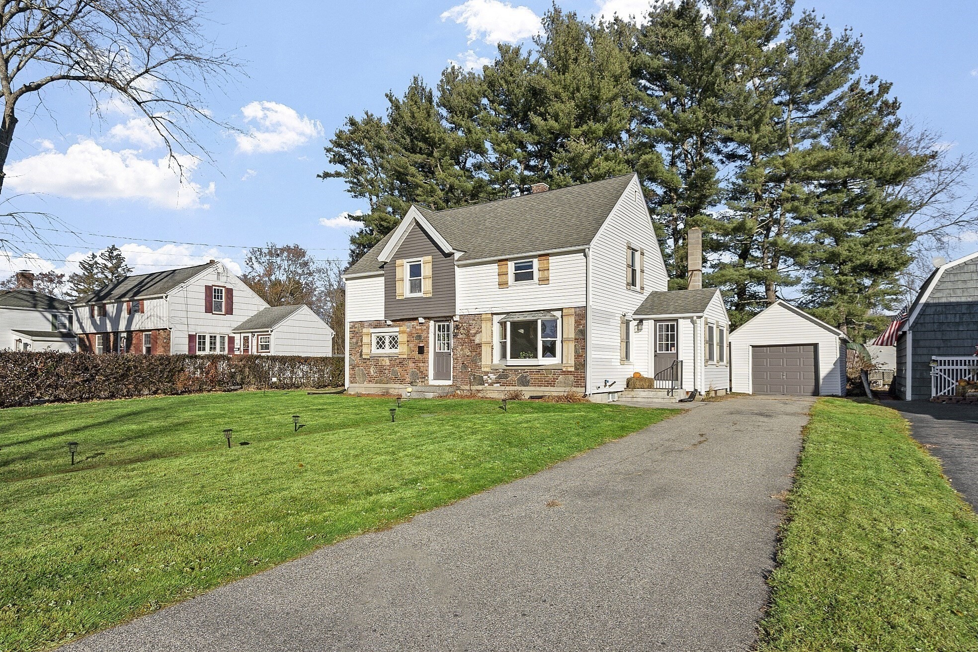 8 Bacon St, Oxford, MA 01540 - Image 2