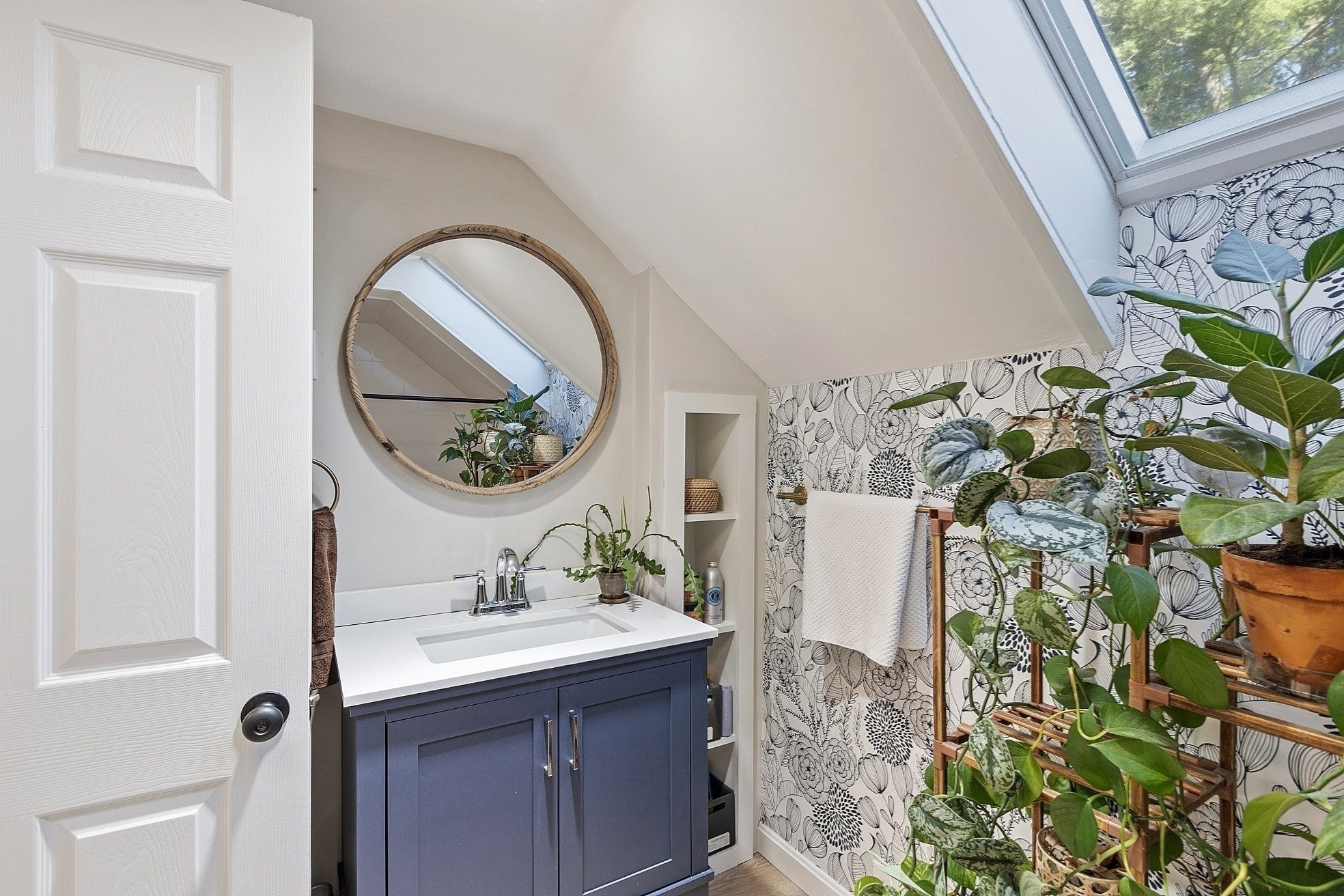 8 Bacon St, Oxford, MA 01540 - Image 24