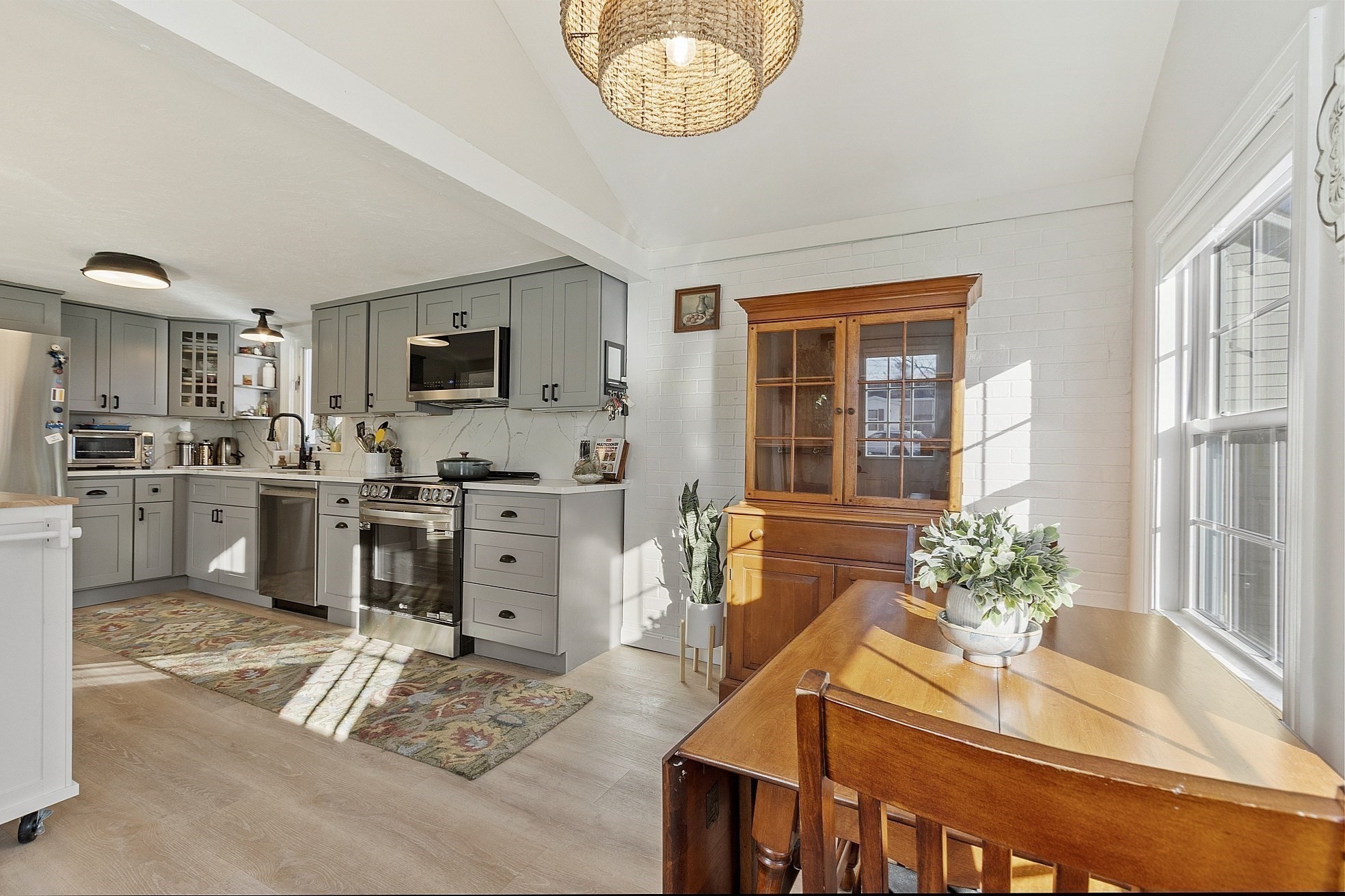 8 Bacon St, Oxford, MA 01540 - Image 5