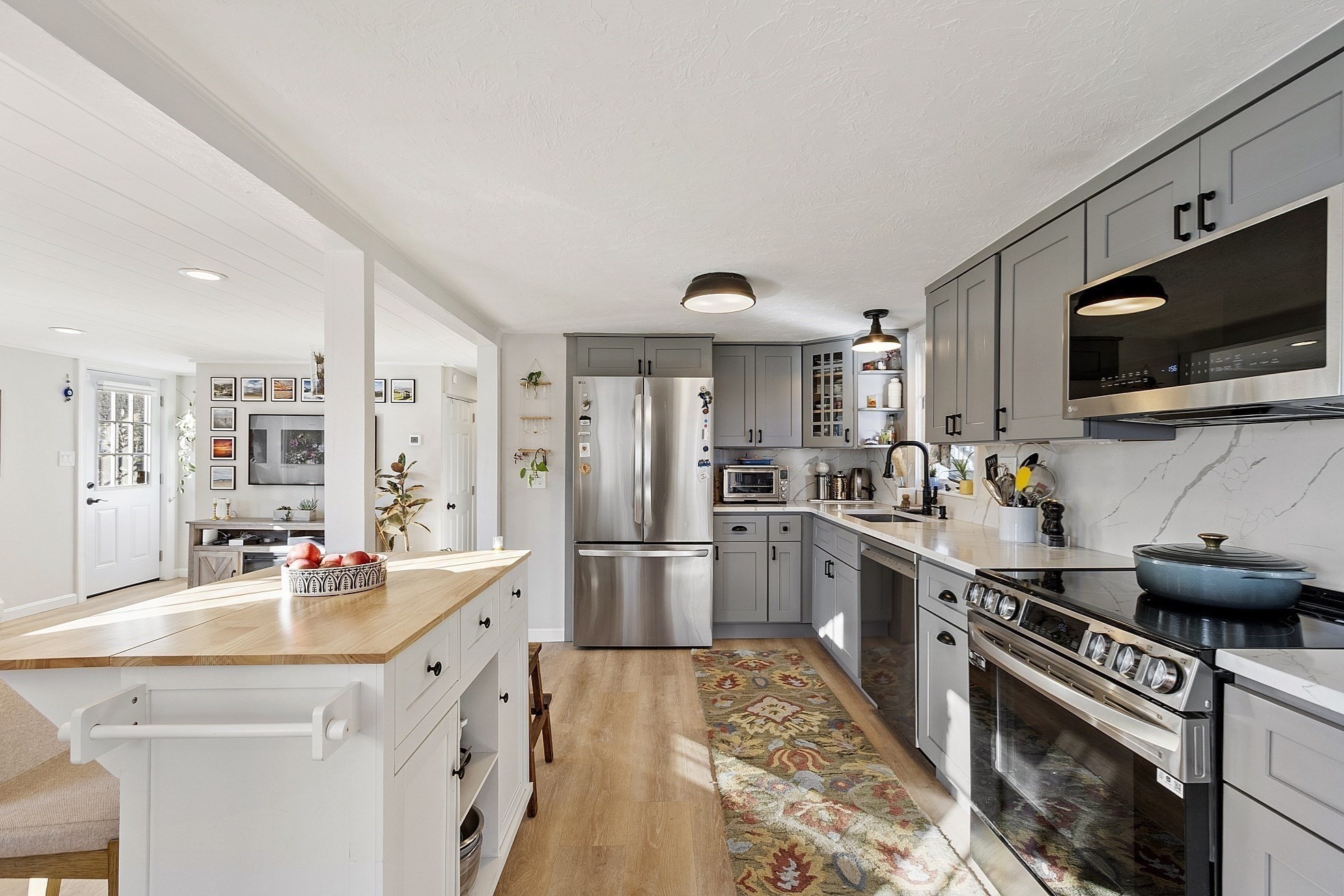 8 Bacon St, Oxford, MA 01540 - Image 6