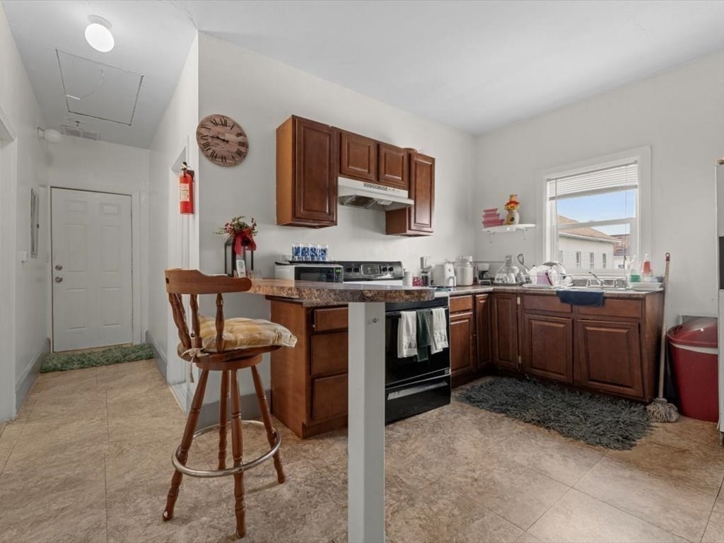 120 Grand St, Worcester, MA 01603 - Image 17