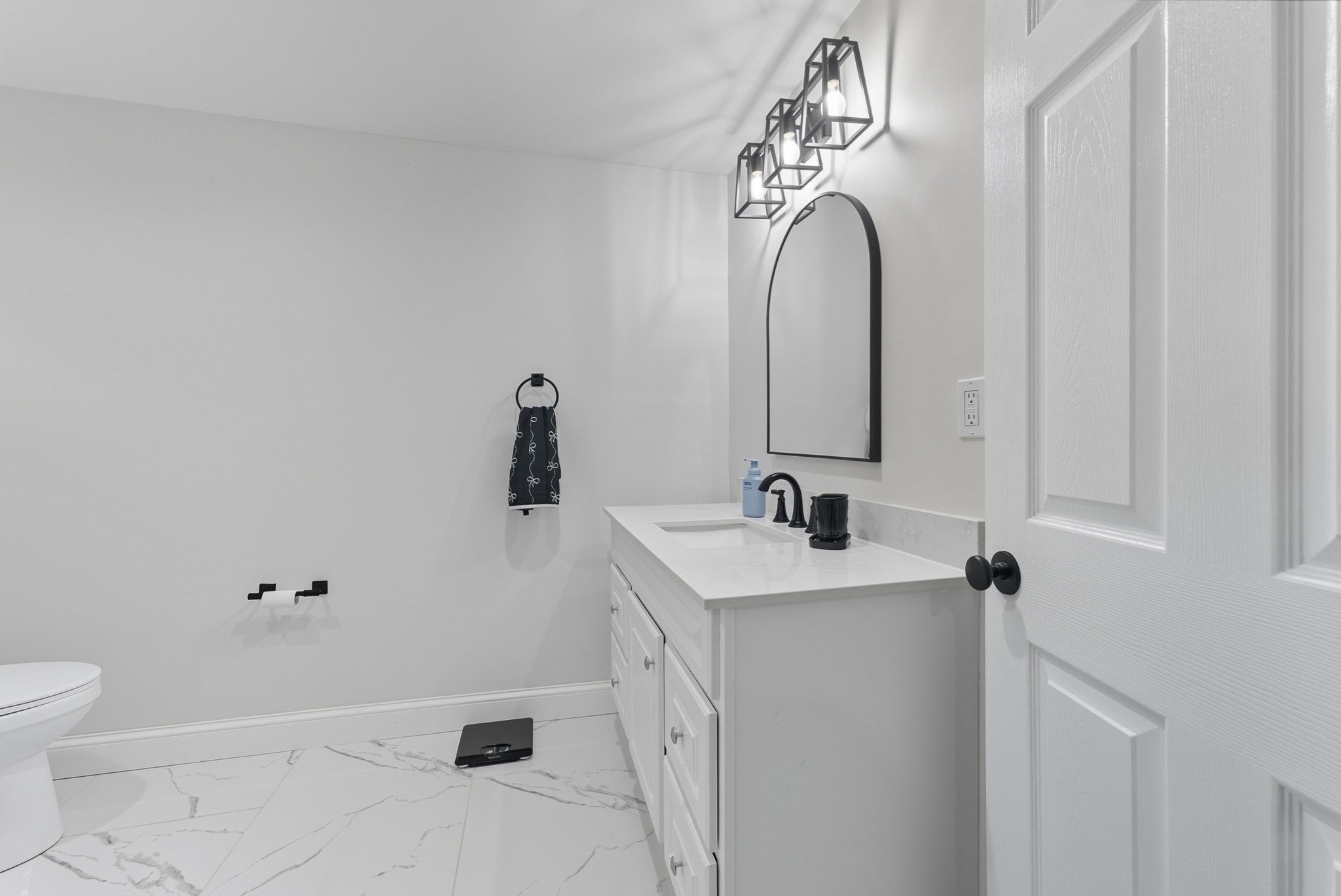 24 Elm Street, Ludlow, MA 01056 - Image 13