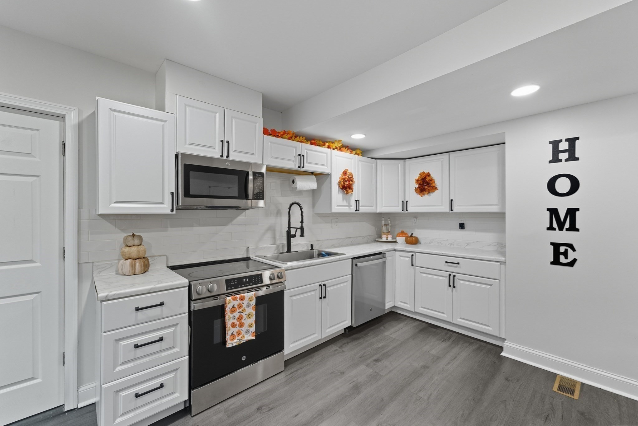 24 Elm Street, Ludlow, MA 01056 - Image 6